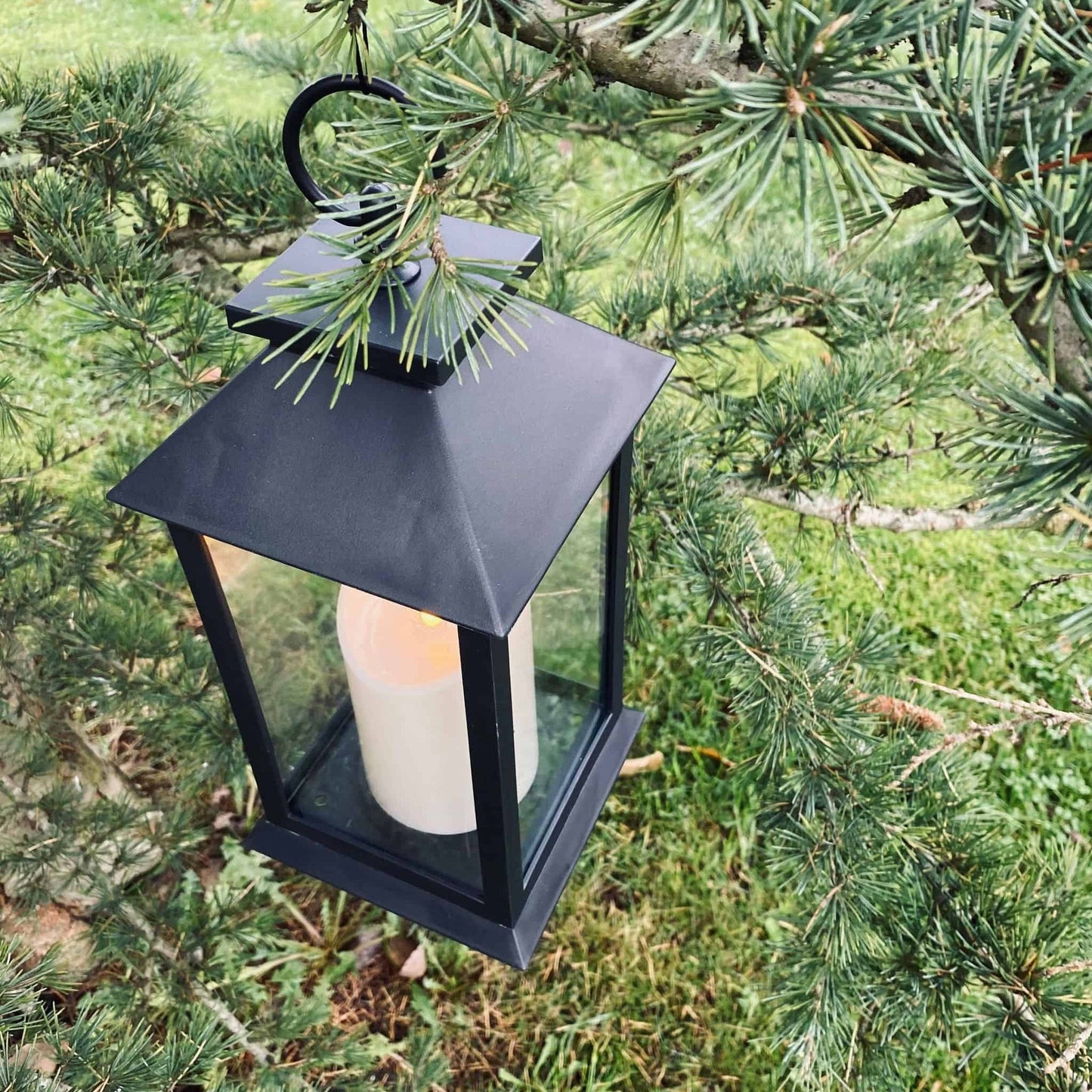 LED Lanterne med Bloklys og timer - Godkendt til inde og ude - VIAMAJA.DK