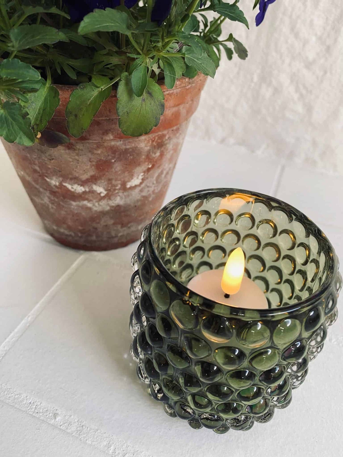 LED lys genopladelige - 4stk med oplader, USB , fjernbetjening - VIAMAJA.DK