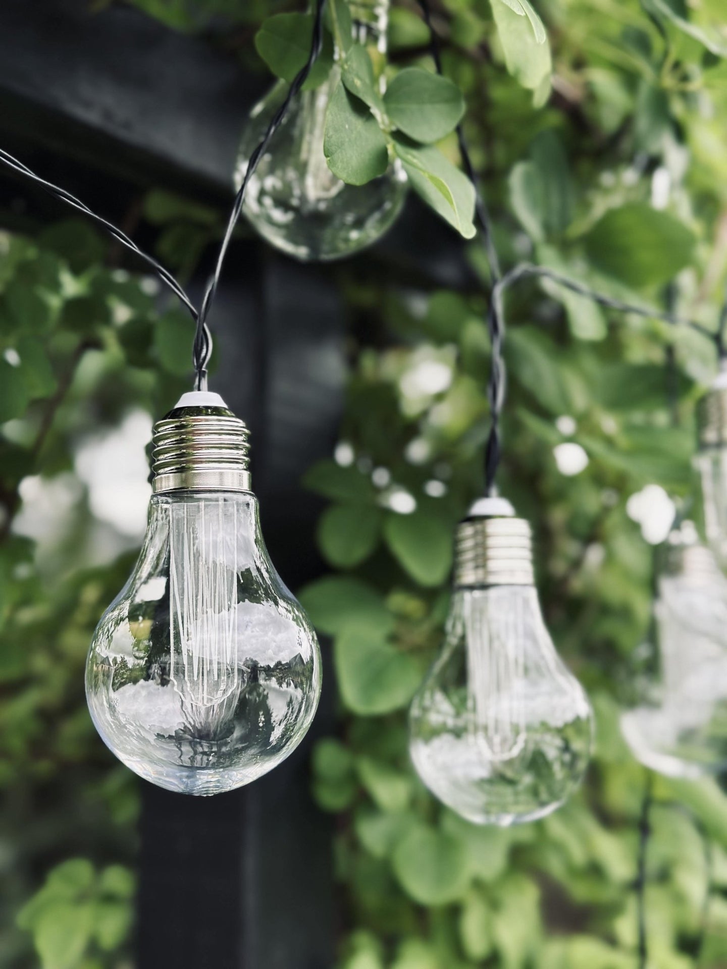 LED Lyskæde med solceller - Udendørs med 10 pære - VIAMAJA.DK