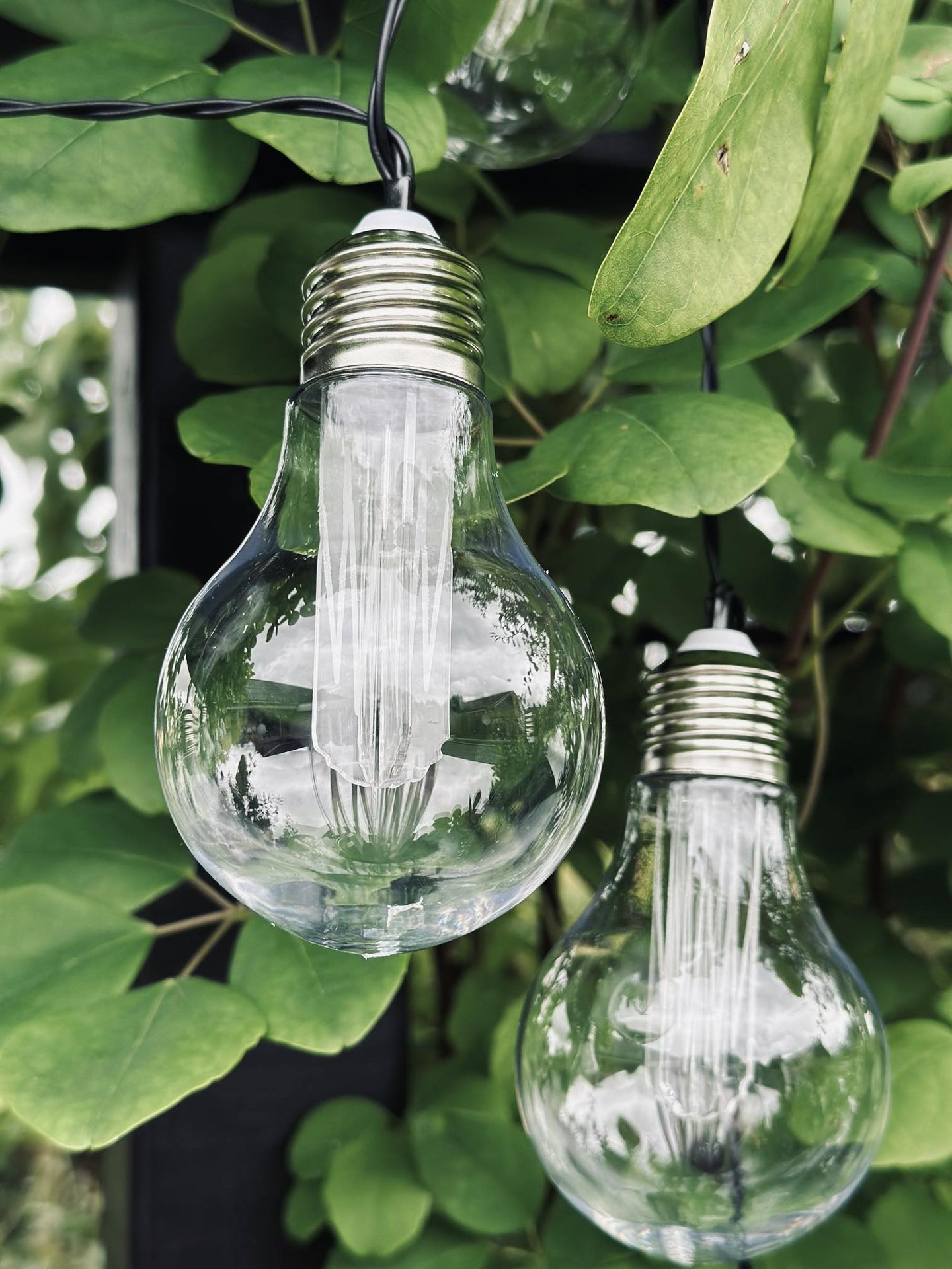 LED Lyskæde med solceller - Udendørs med 10 pære - VIAMAJA.DK