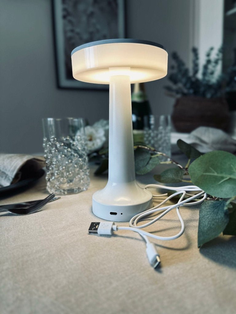 LED Touch Bordlampe genopladelig - Hvid - VIAMAJA