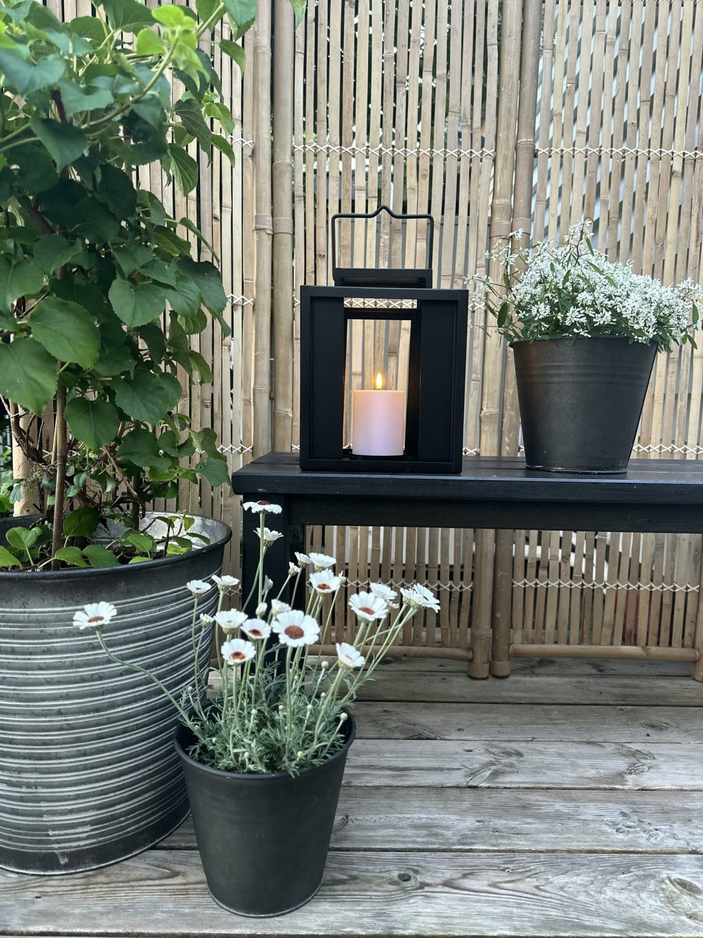 LED Udendørs lanterne med bloklys - VIAMAJA.DK