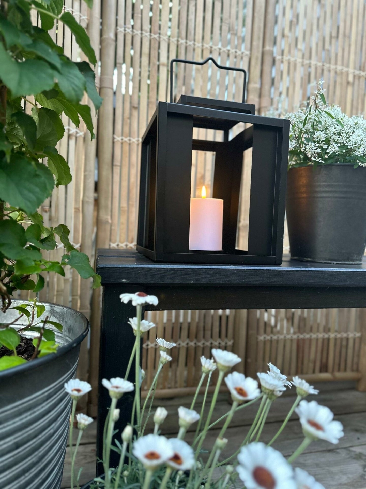 LED Udendørs lanterne med bloklys - VIAMAJA.DK