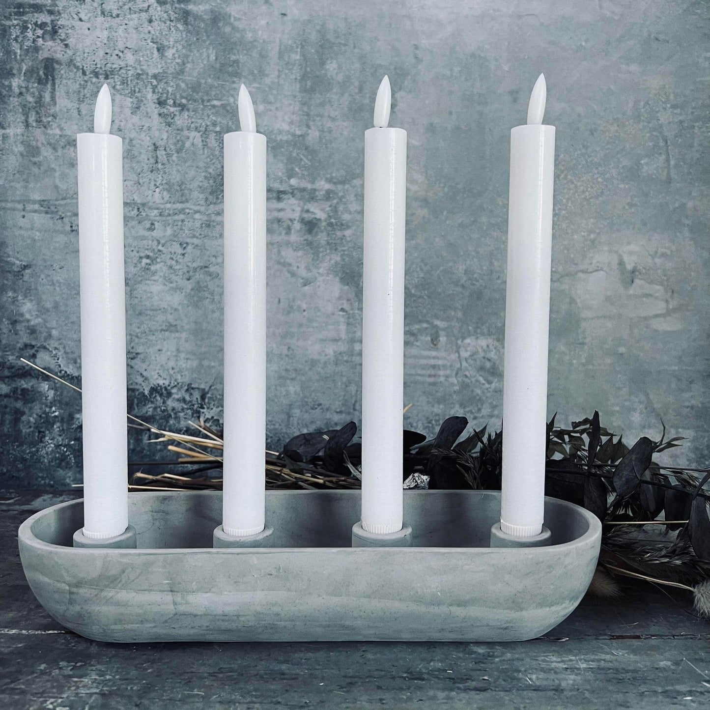 Lysestage i beton - Ink 4 LED Kronelys - VIAMAJA.DK