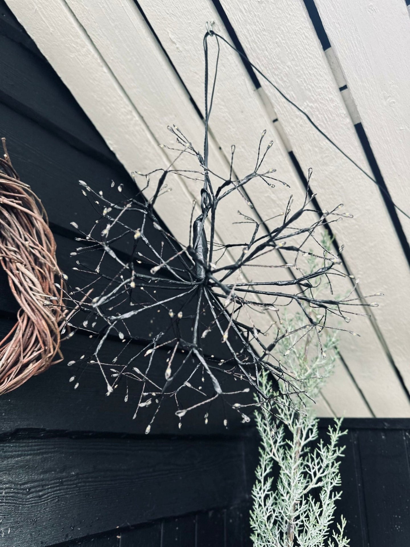 Lyskæde BALL med 240 led lys - VIAMAJA.DK