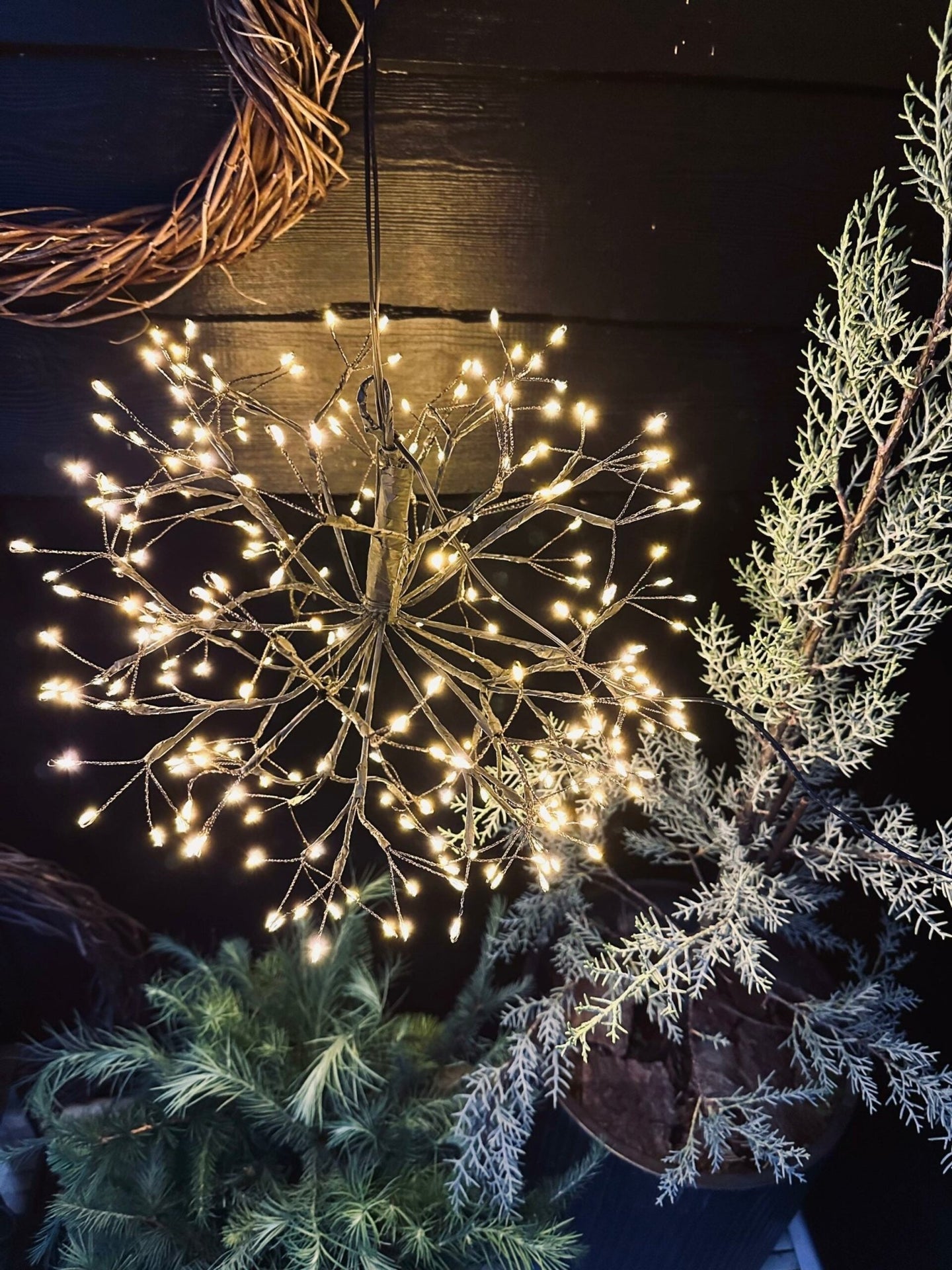 Lyskæde BALL med 240 led lys - VIAMAJA.DK