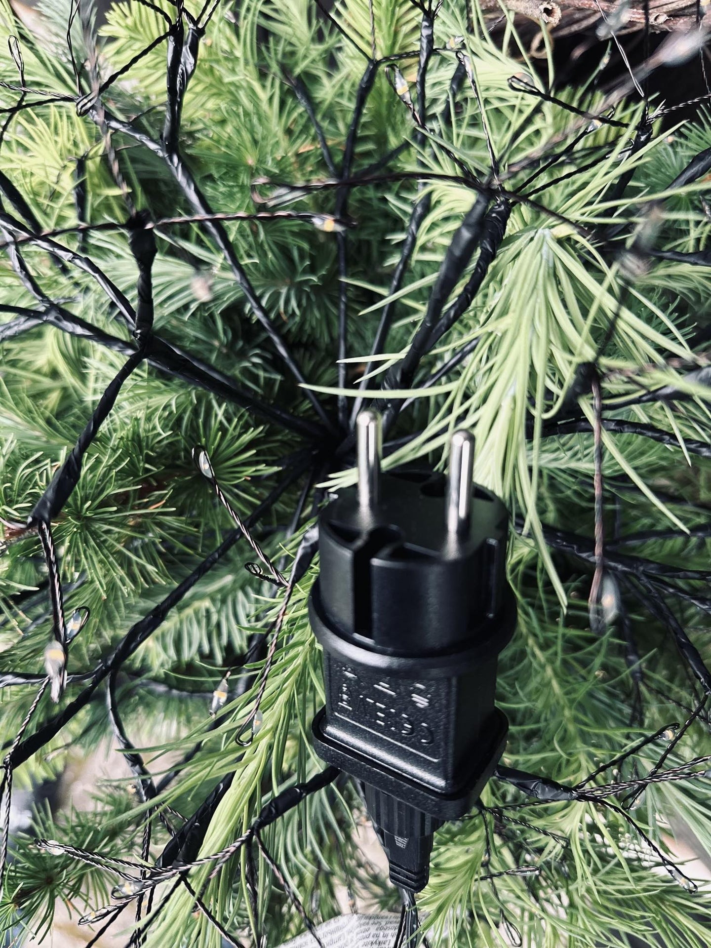 Lyskæde BALL med 240 led lys - VIAMAJA.DK