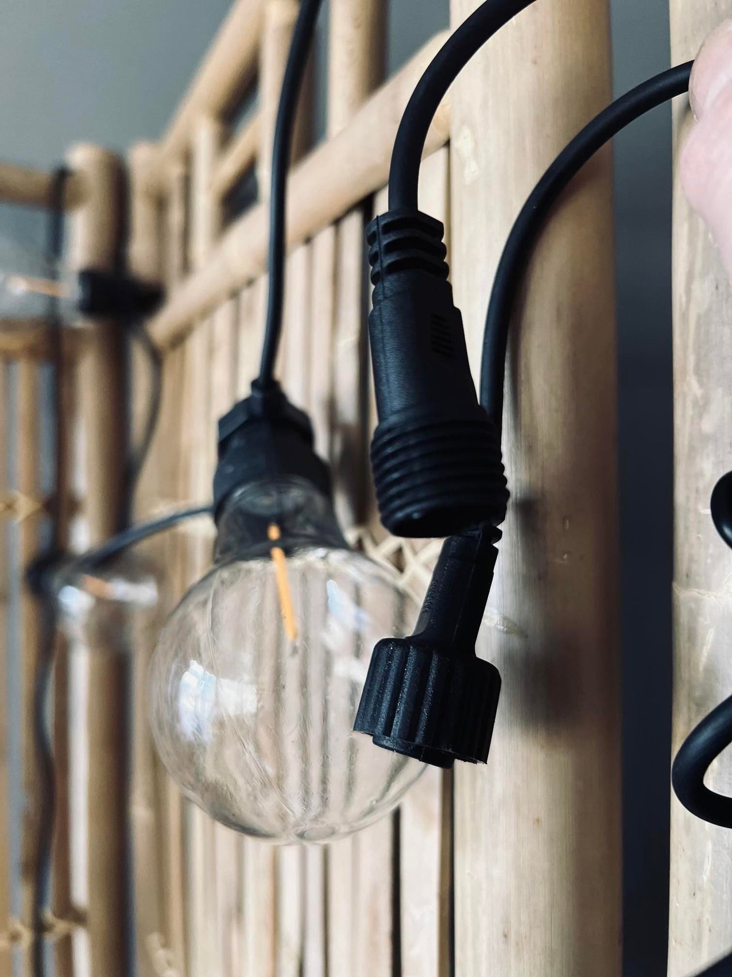 Lyskæde LED varm hvid - Kan forlænges - Godkendt til ude - VIAMAJA.DK