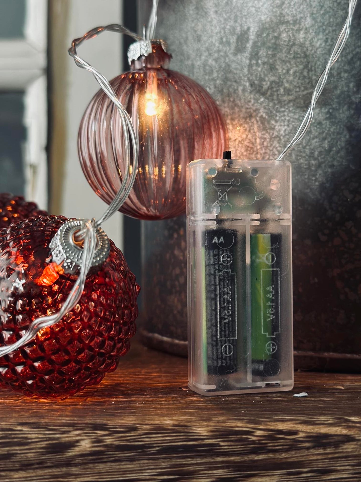 Lyskæde med glaskugler Rosa - VIAMAJA.DK