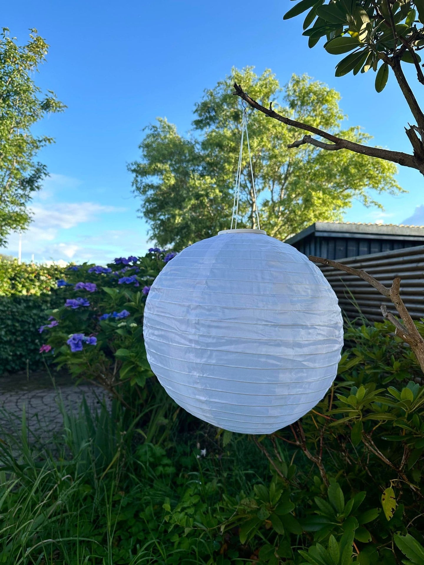 Lyskugle med solceller - VIAMAJA.DK