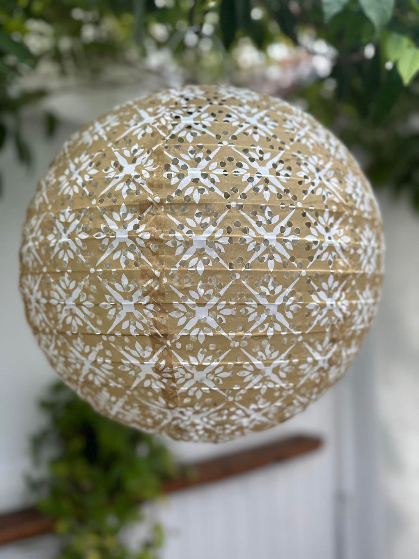 Lyskugle med solceller - SUMMER GOLD - VIAMAJA.DK