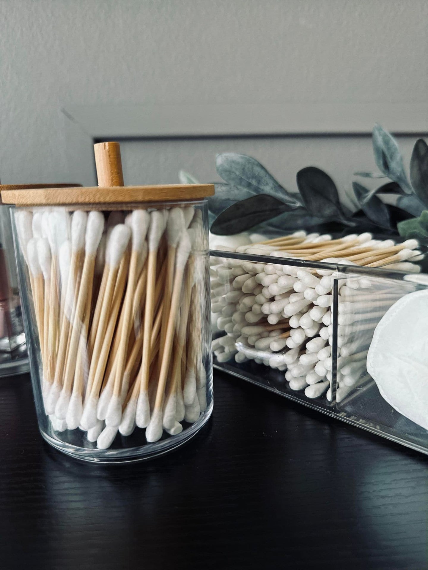 Make up organizer i akryl - 200 vatpinde medfølger - VIAMAJA.DK