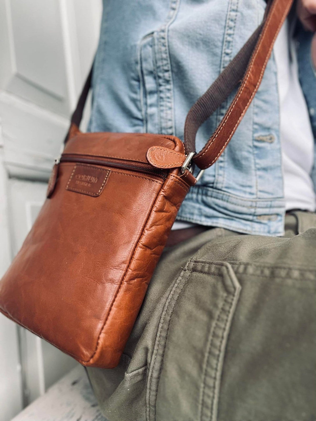 Mobiltaske / Crossover – Cognac Daily - VIAMAJA.DK