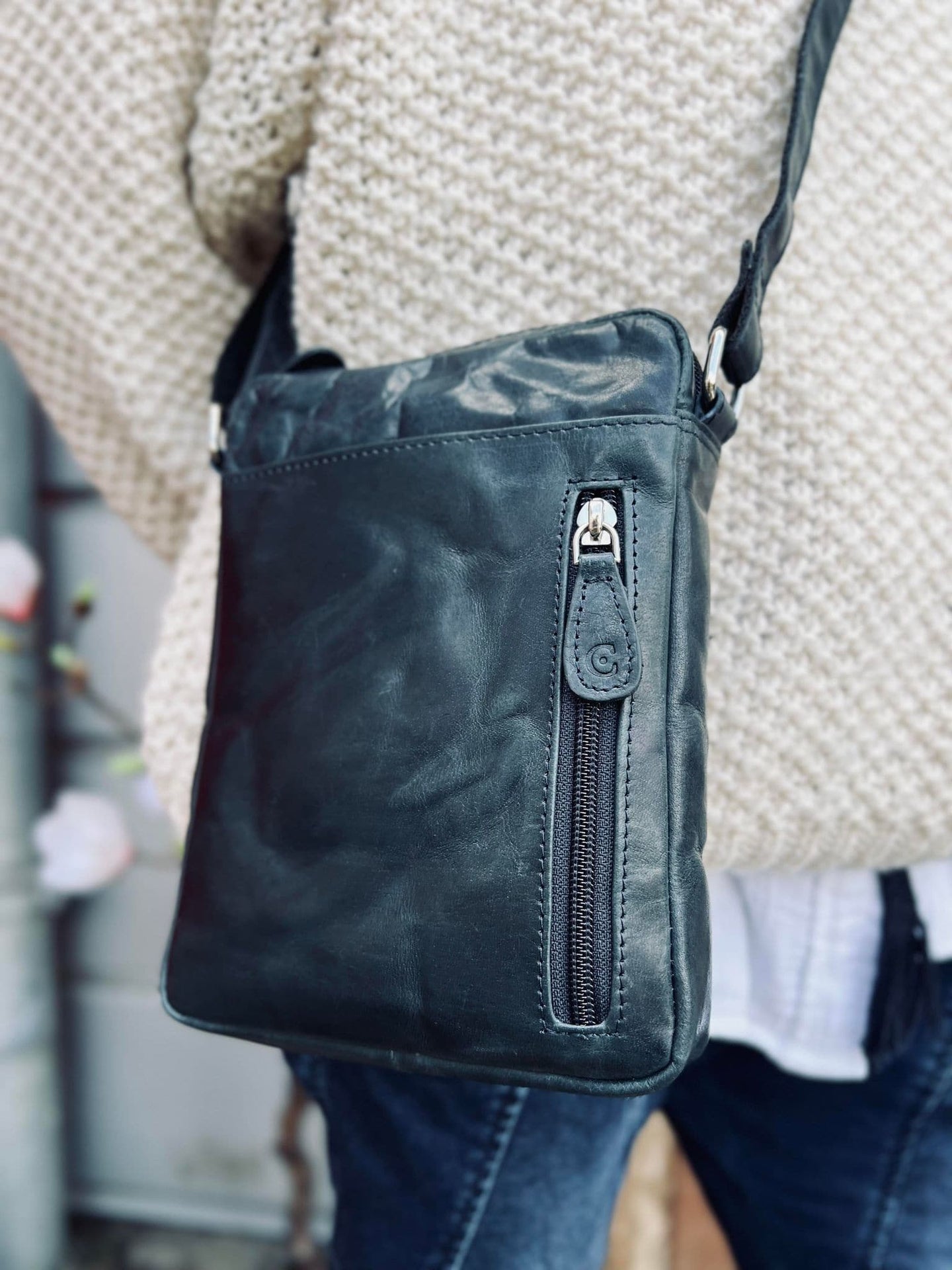 Mobiltaske Daily – Vintage blue - VIAMAJA.DK