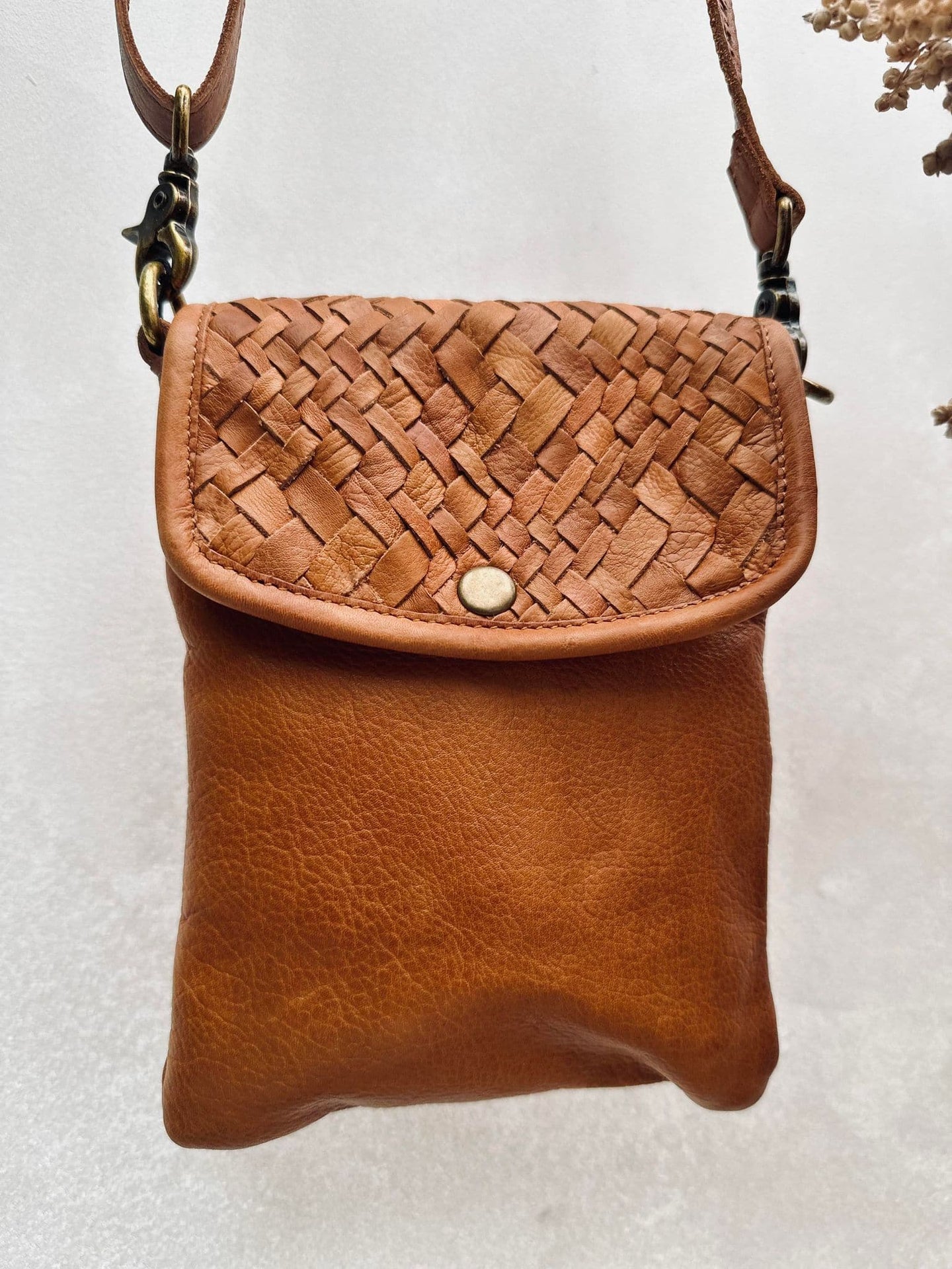 Mobiltaske - GAIA Cognac - VIAMAJA.DK