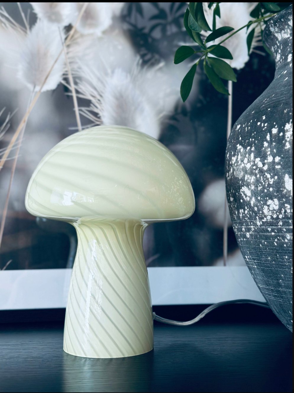 Mushroom bordlampe – Soft Yellow - VIAMAJA.DK