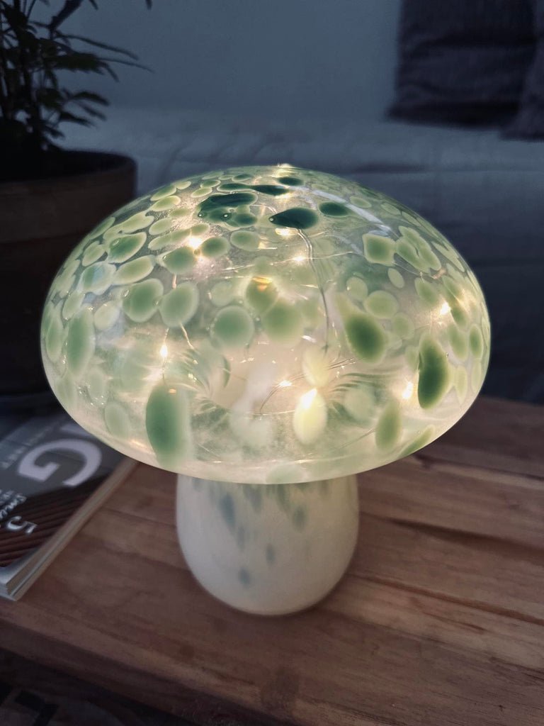 MUSHROOM Lampe m. LED – Grøn mundblæst glas - VIAMAJA