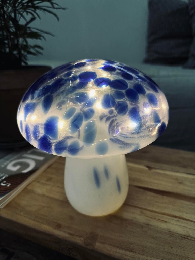 MUSHROOM Lampe m. LED – Royal blue mundblæst glas - VIAMAJA