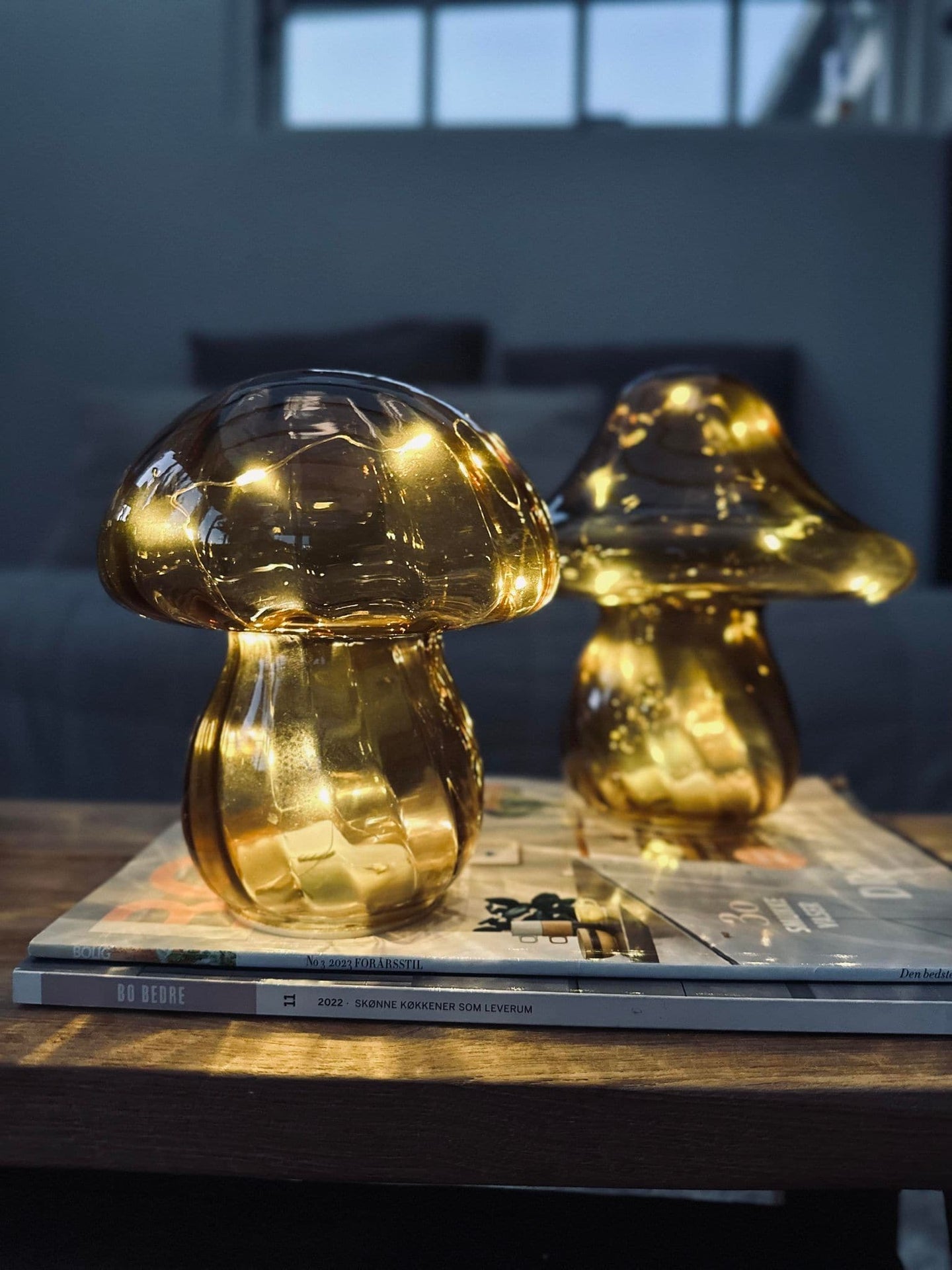 MUSHROOM Lampe med LED 18cm – Lys brun - VIAMAJA.DK