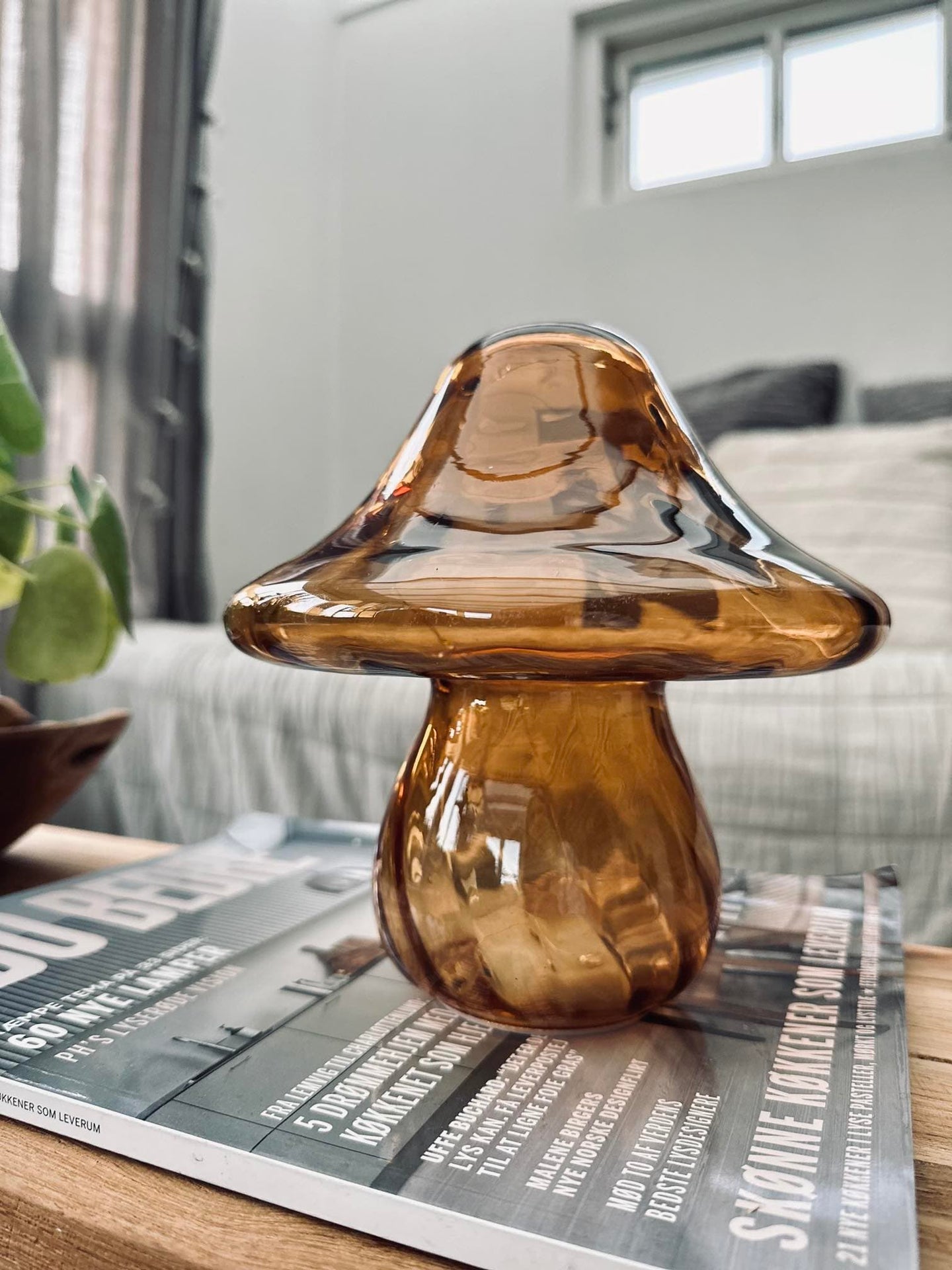 MUSHROOM Lampe med LED 18cm – Lys brun - VIAMAJA.DK