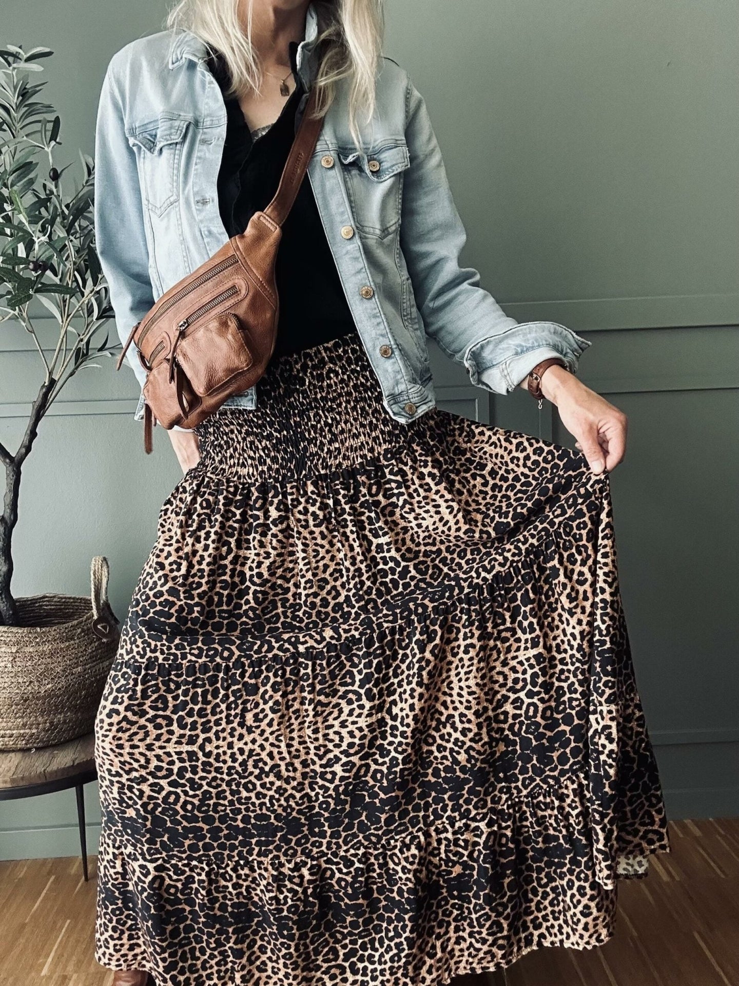 Nederdel med smock – Dark Leopard - VIAMAJA.DK