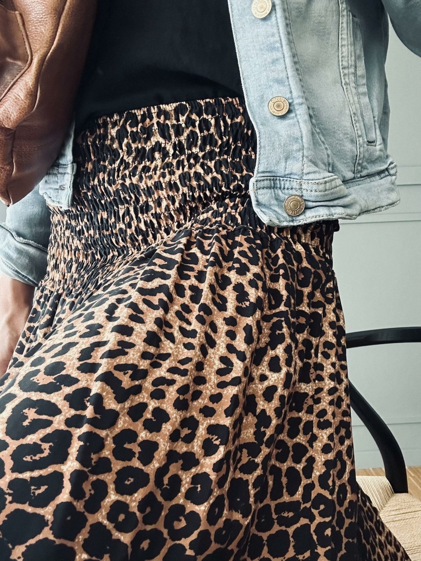 Nederdel med smock – Dark Leopard - VIAMAJA.DK