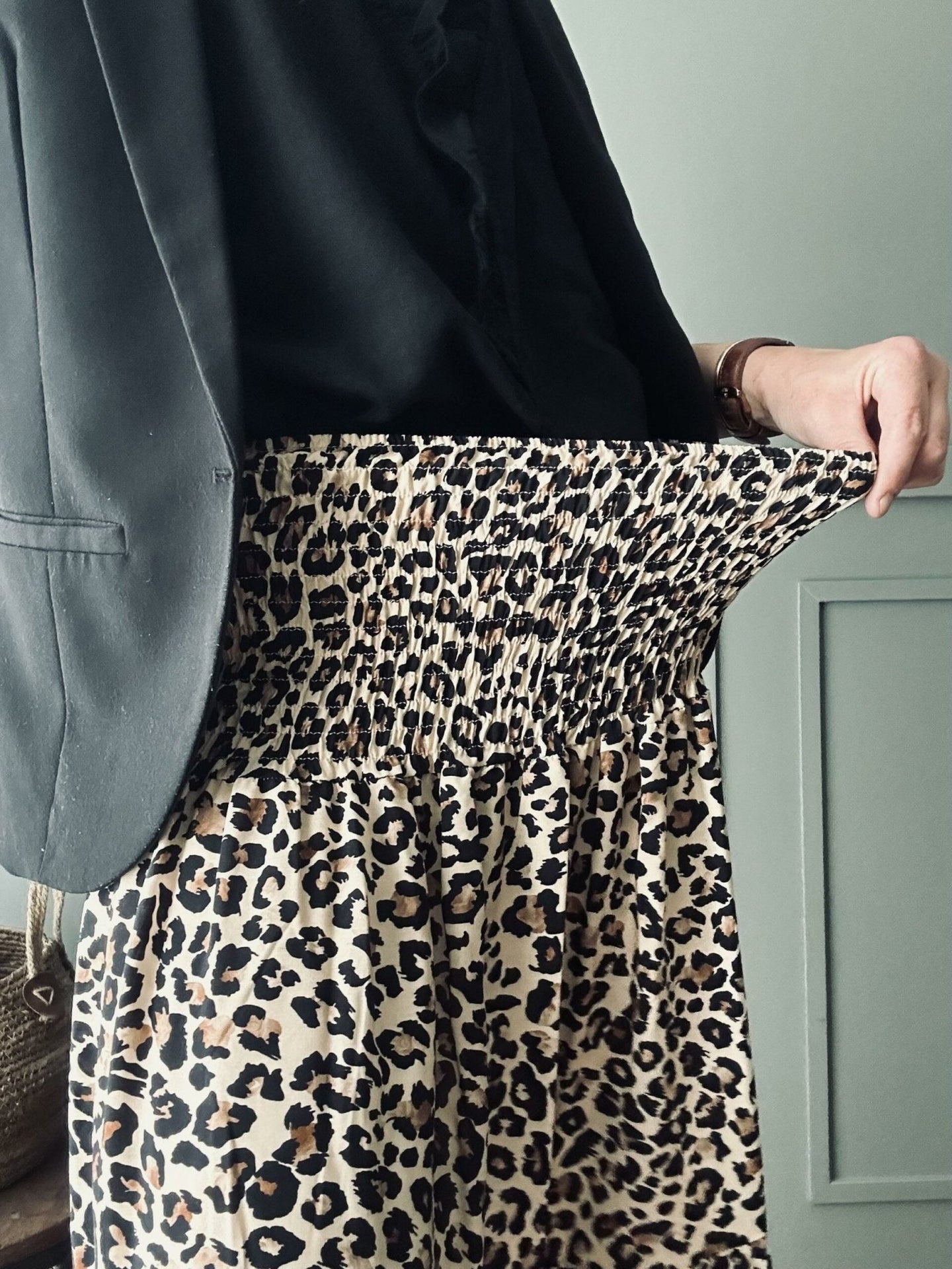 Nederdel med smock – Leopard - VIAMAJA.DK