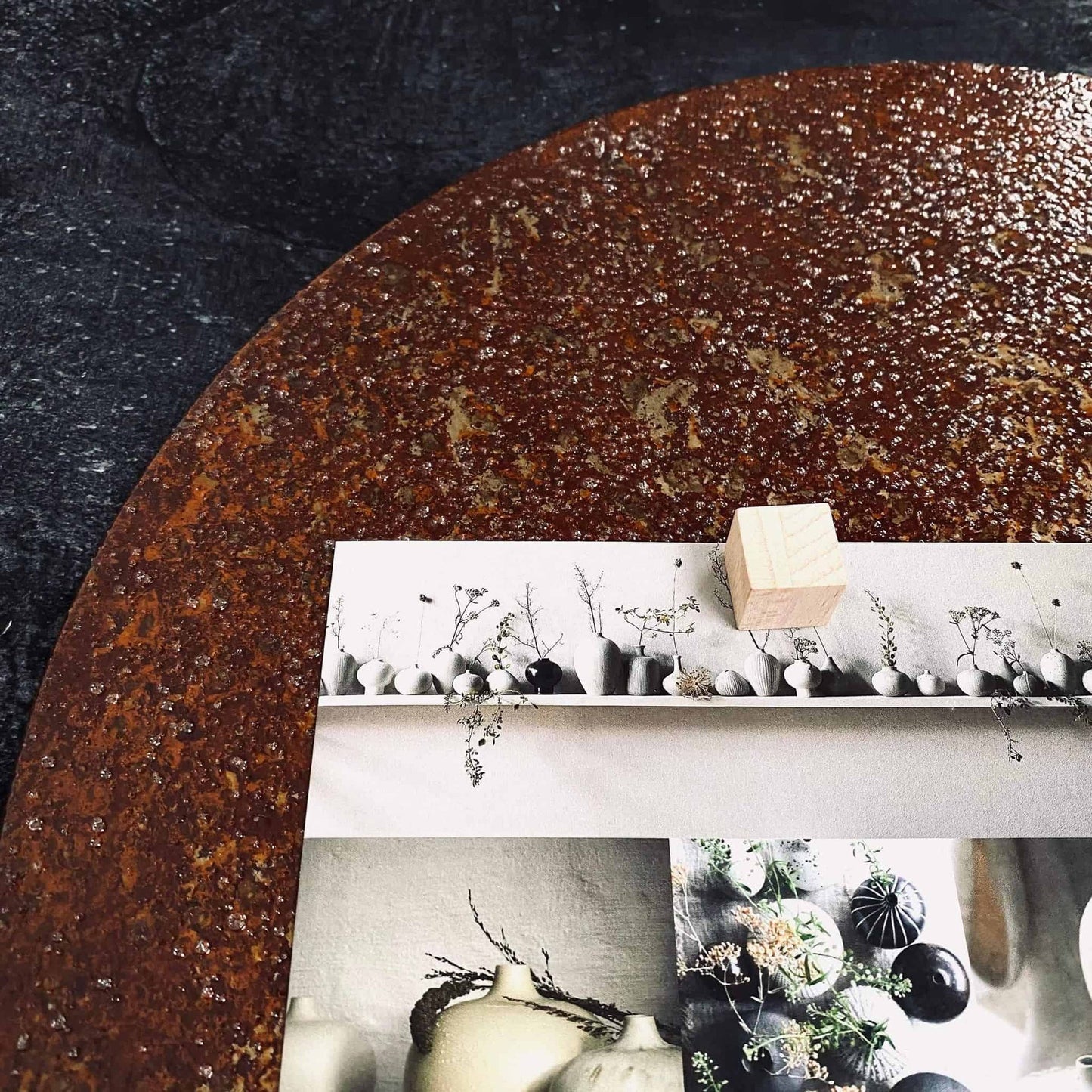 Opslagstavle i jern - Rusty Ø35cm - VIAMAJA.DK