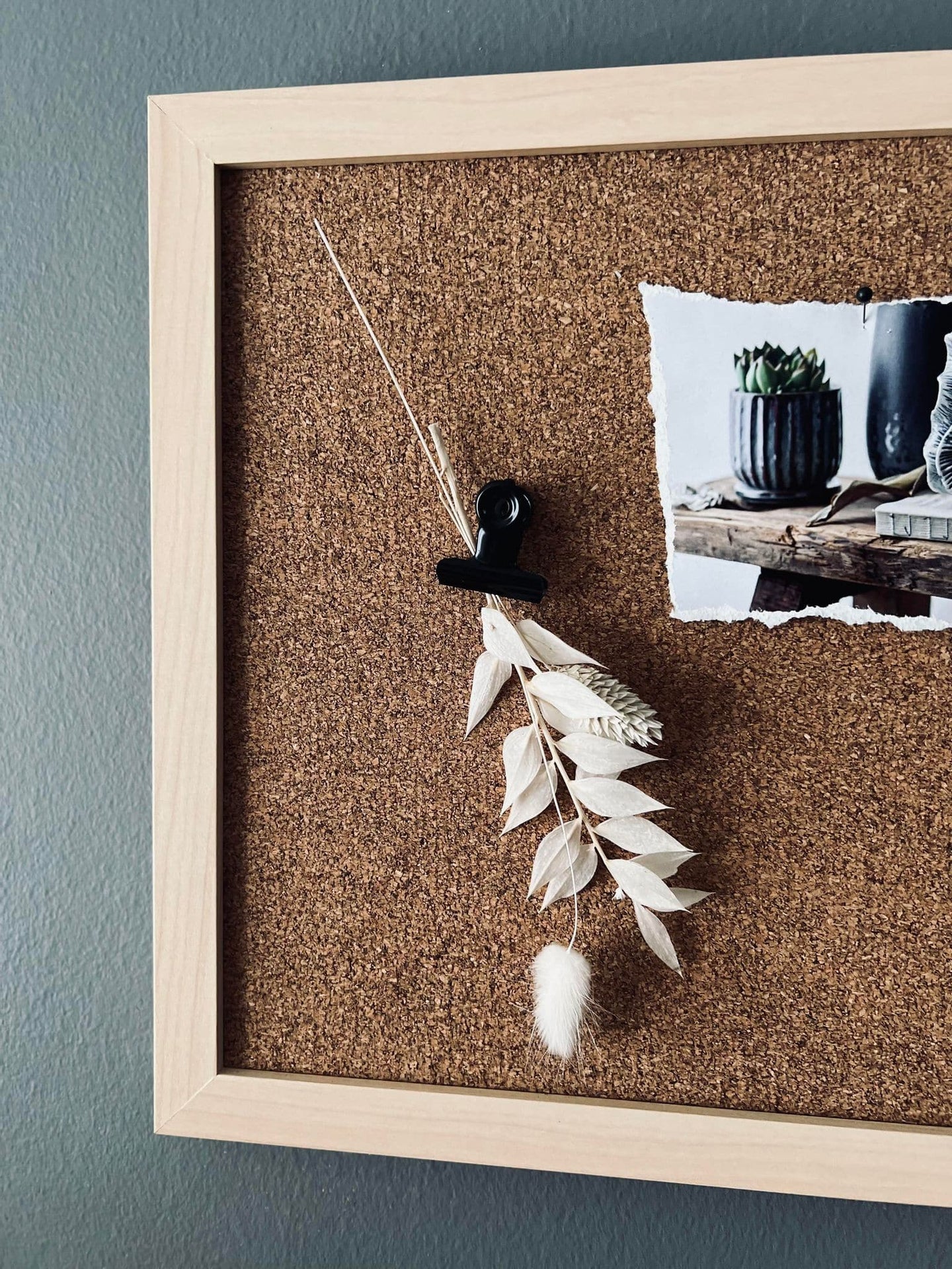 Opslagstavle kork med kraftig ramme - Natur 30x40cm - VIAMAJA.DK