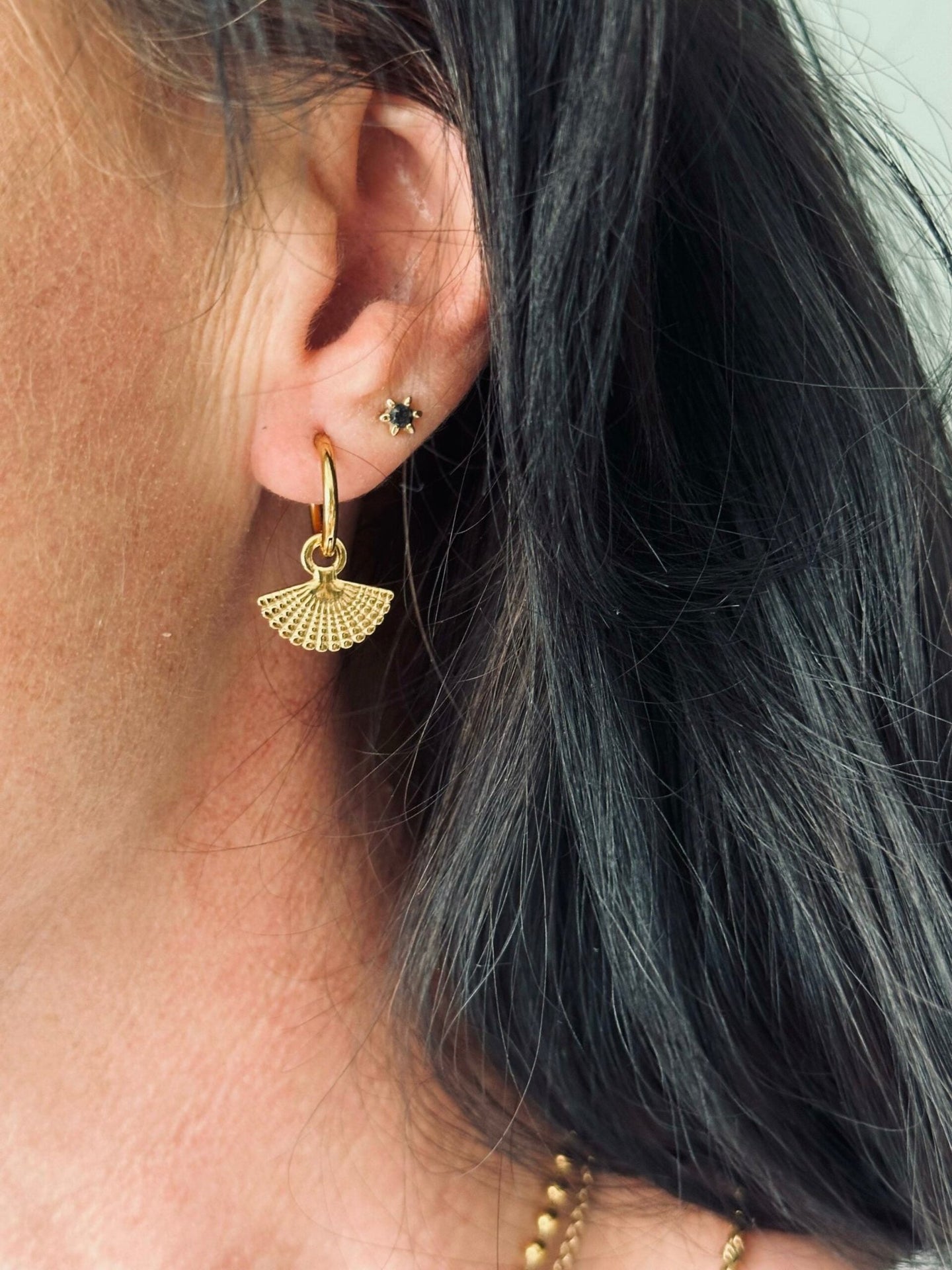 Øreringe Ella 18k forgyldt – Vandfast - VIAMAJA.DK