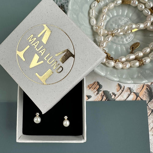 Øreringe Freya m. Ferskvandsperle - VIAMAJA.DK