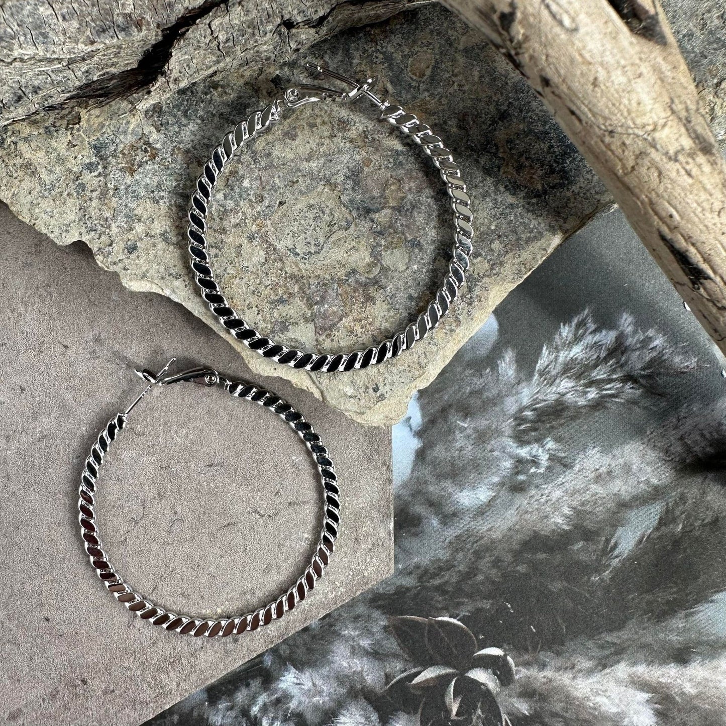 Øreringe Hallie twist hoop - 18K forgyldt - VIAMAJA.DK