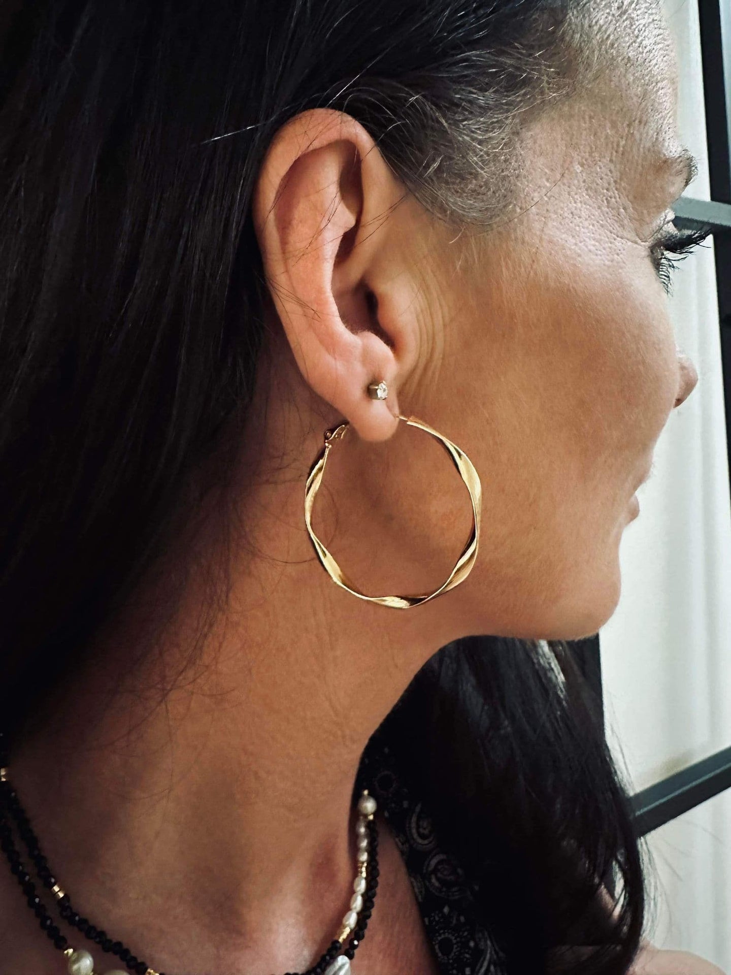 Øreringe Hope snoet - forgyldt - VIAMAJA.DK