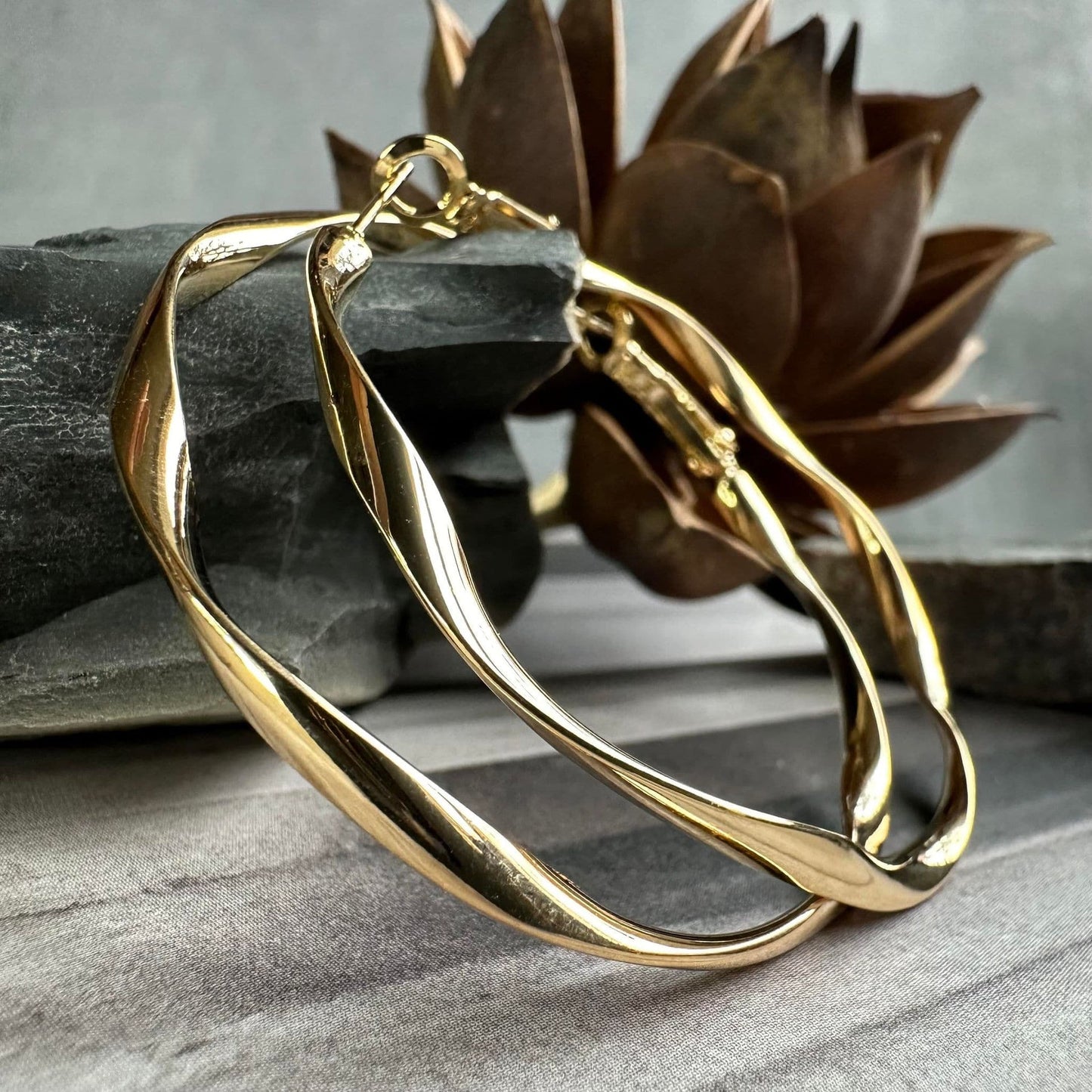 Øreringe Hope snoet Large - 18k forgyldt - VIAMAJA.DK