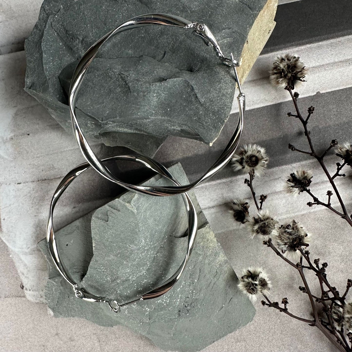 Øreringe Hope snoet Large - Sølv belagt - VIAMAJA.DK