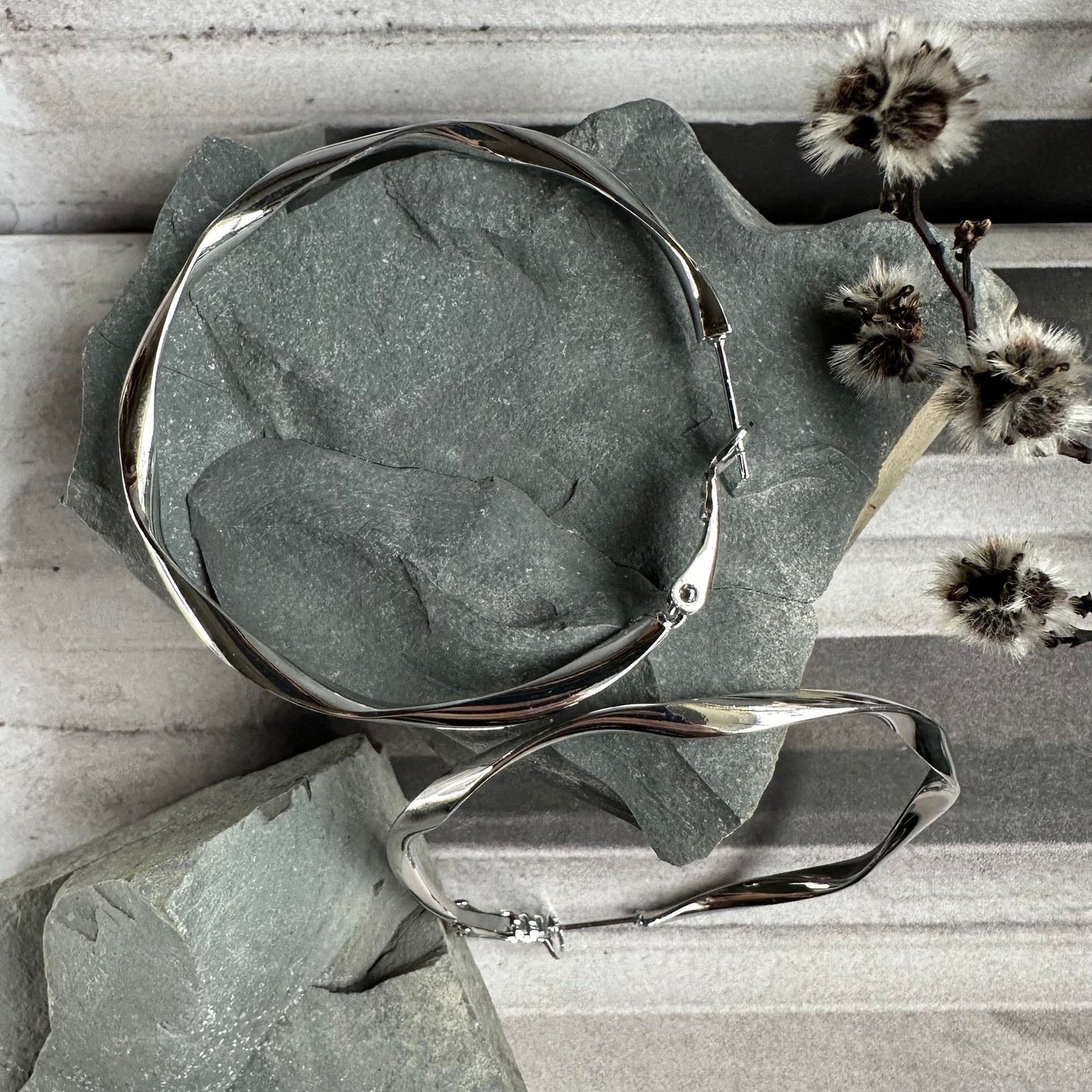 Øreringe Hope snoet Large - Sølv belagt - VIAMAJA.DK