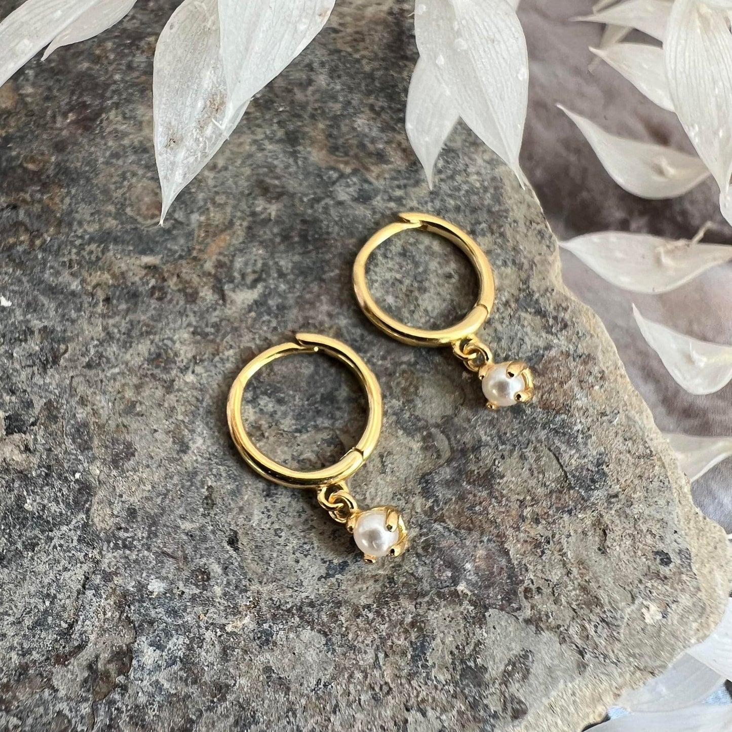 Øreringe Ruby 18K forgyldt - VIAMAJA.DK