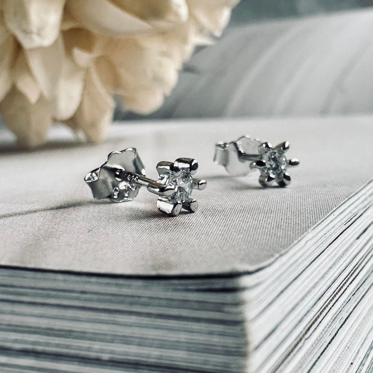 Ørestikker GIA - Klar Silver - VIAMAJA.DK