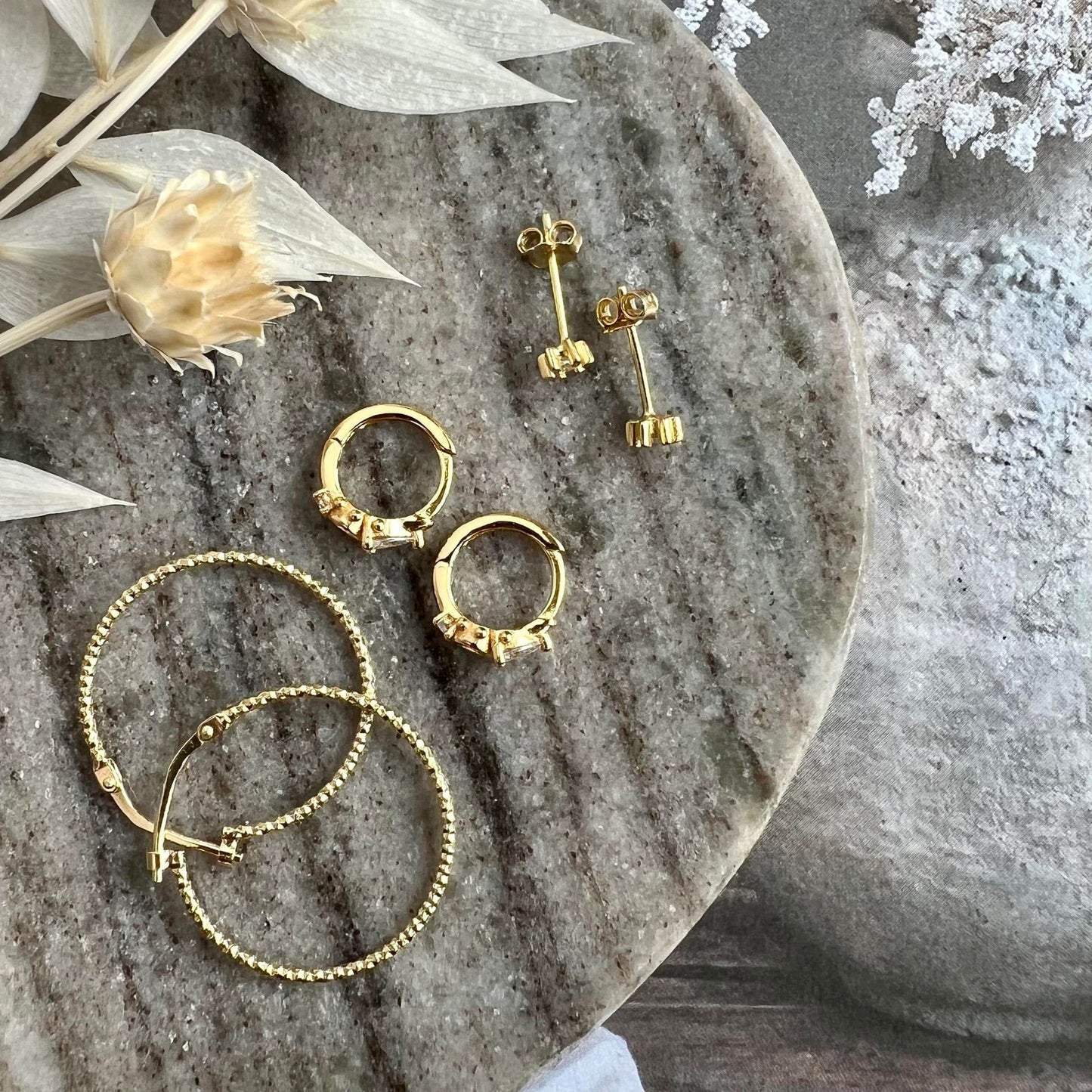 Ørestikker GIA - Klar sten 18K forgyldt - VIAMAJA.DK