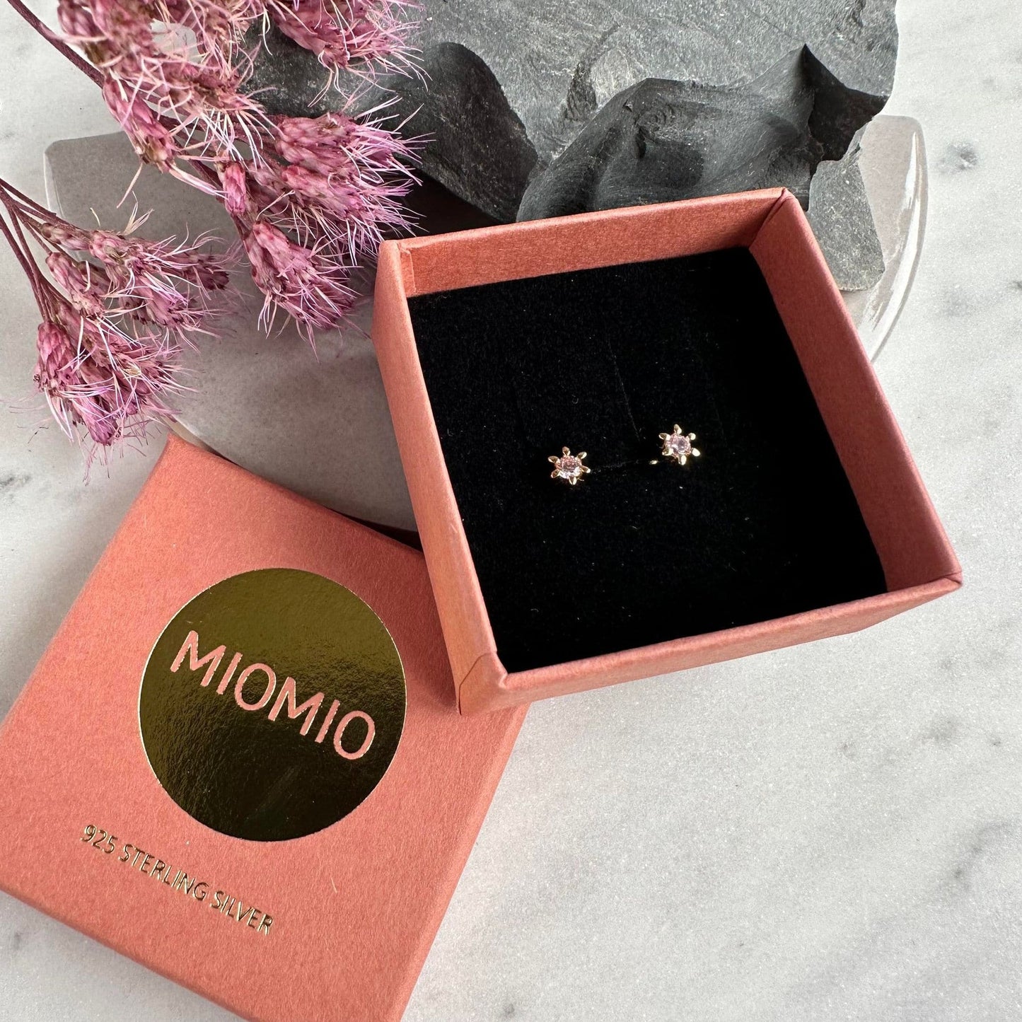 Ørestikker GIA – Pink 18K forgyldt - VIAMAJA.DK