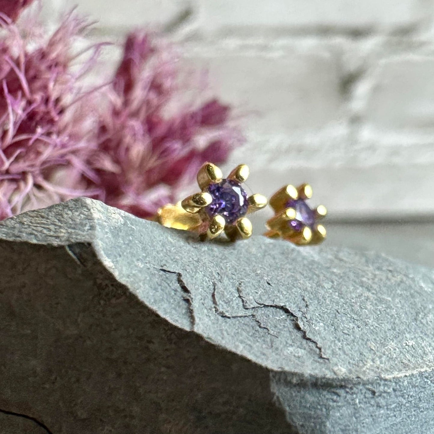 Ørestikker GIA – Violet 18K forgyldt - VIAMAJA.DK