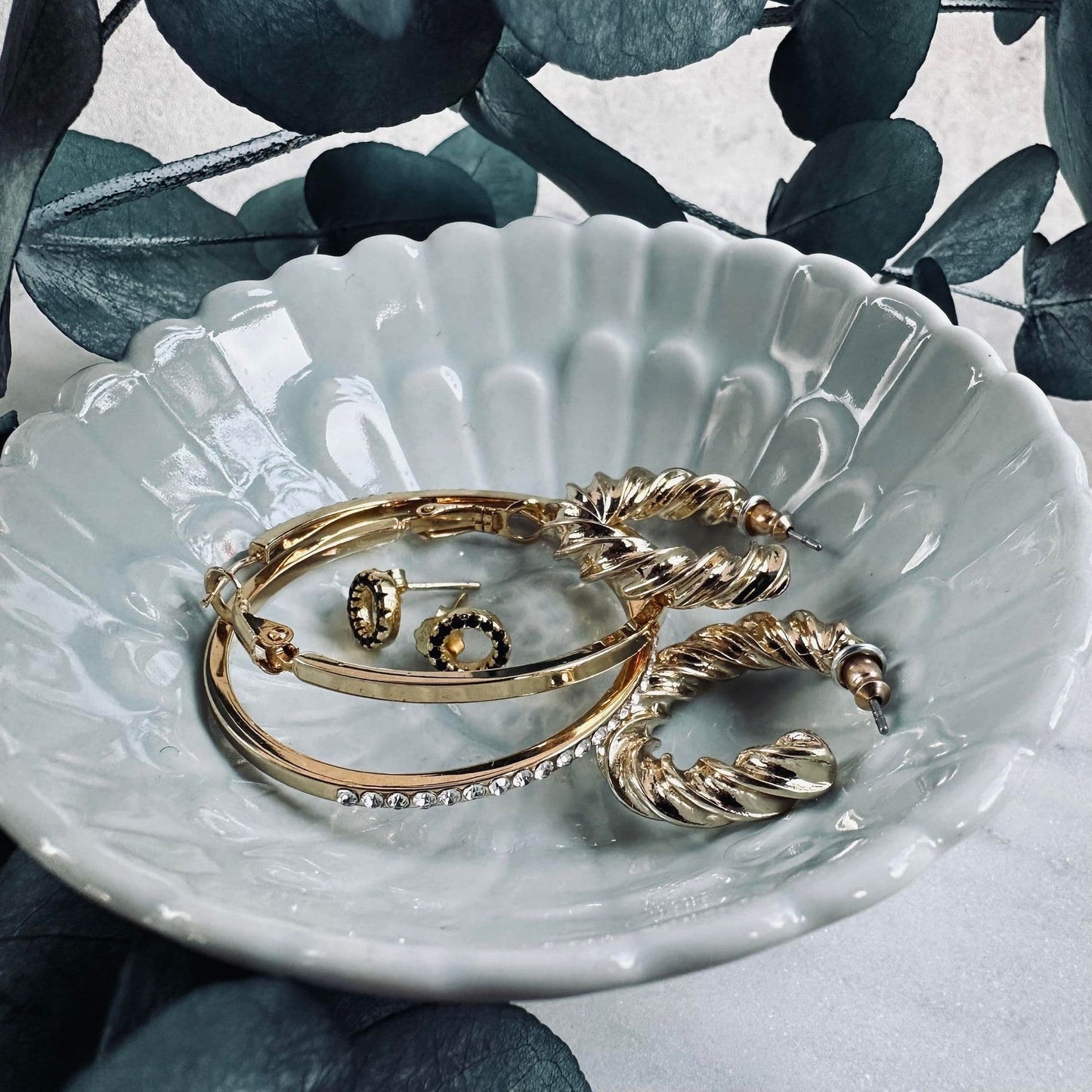 Ørestikker Nynne Black – Forgyldt sterling sølv - VIAMAJA.DK