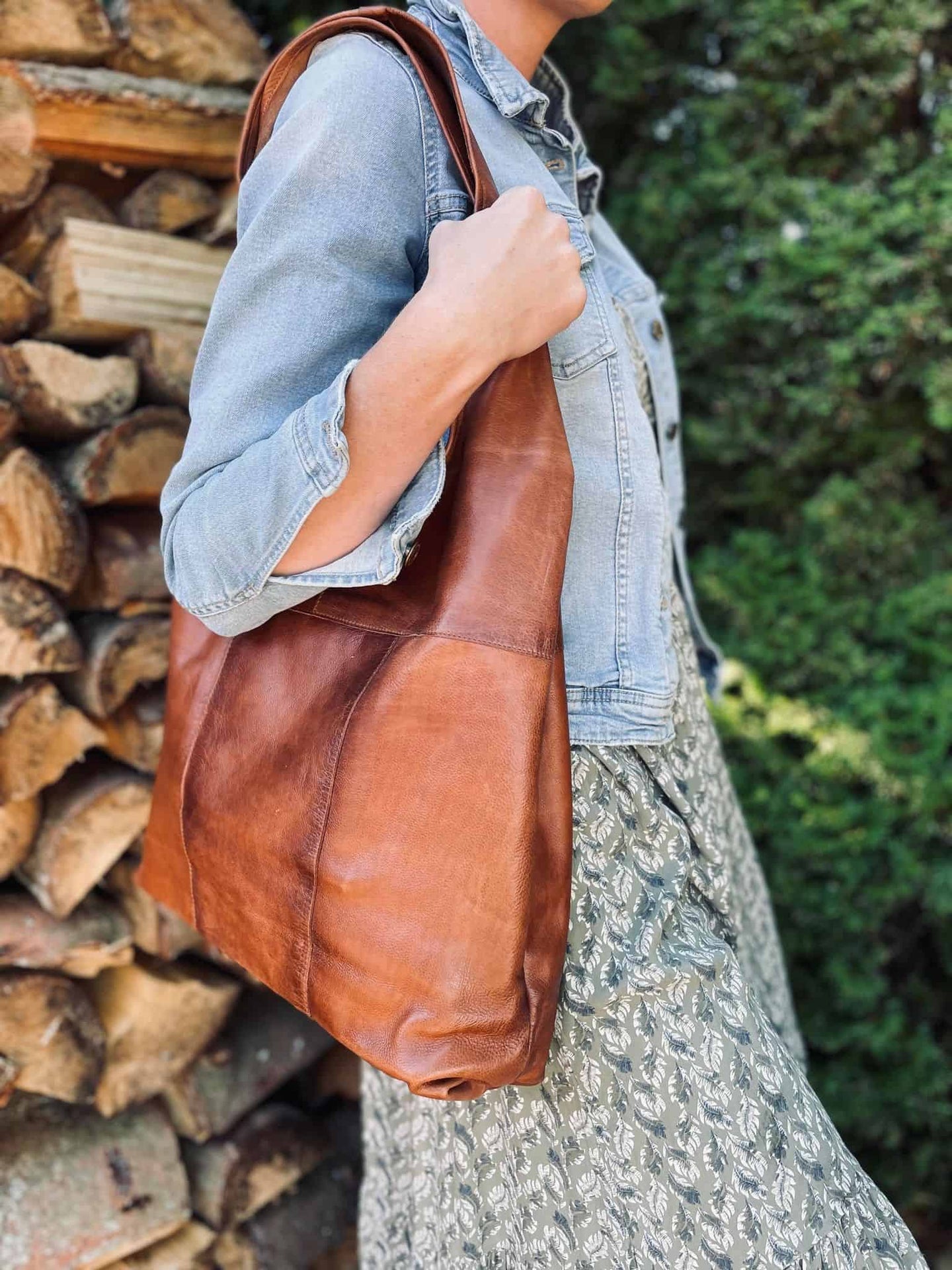 Oversize Læder Shopper – Walnut - VIAMAJA.DK