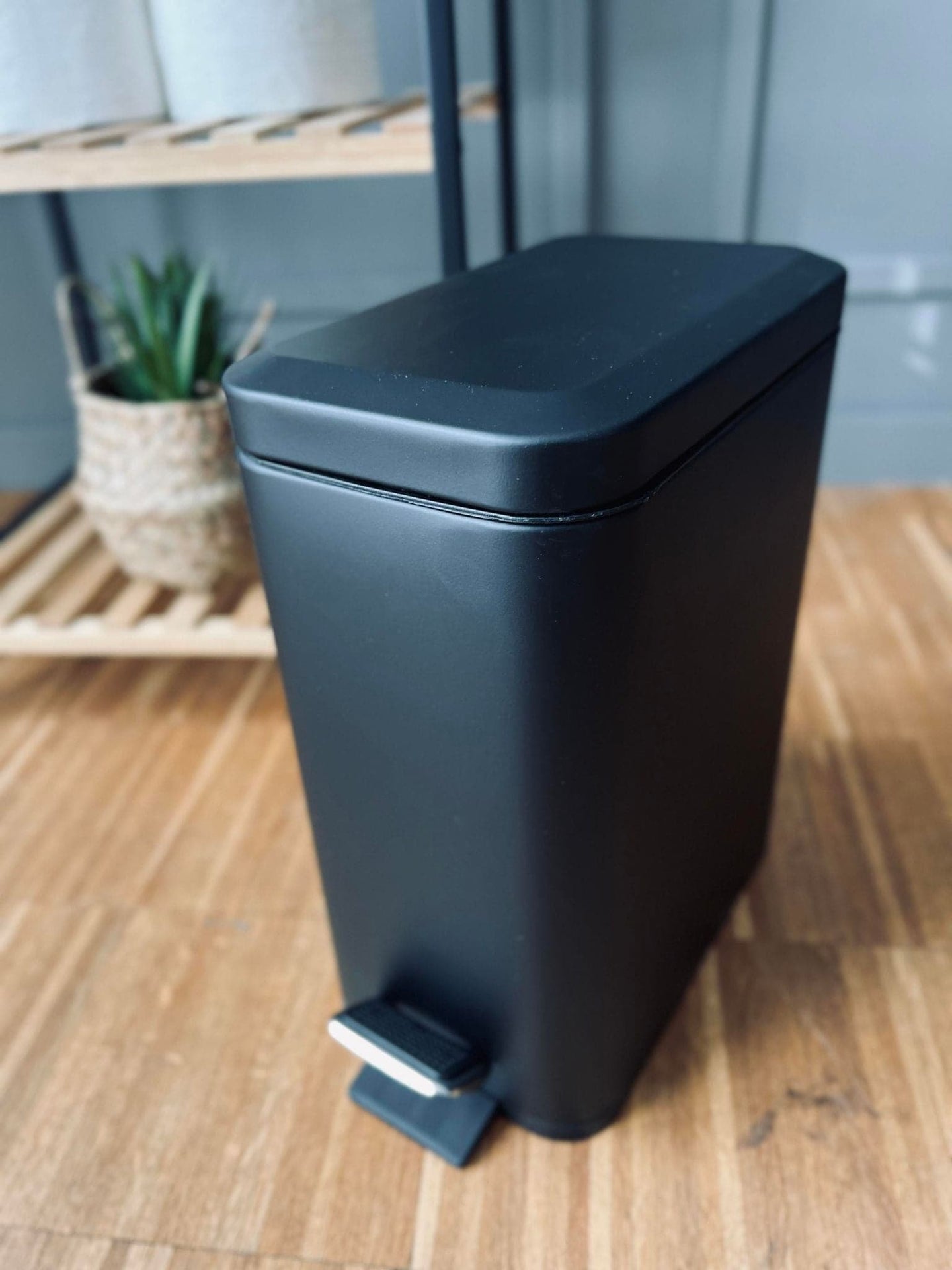 Pedalspand i sort metal - 5 liter - VIAMAJA.DK