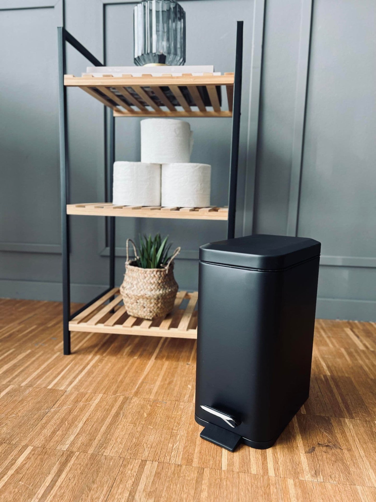 Pedalspand i sort metal - 5 liter - VIAMAJA.DK