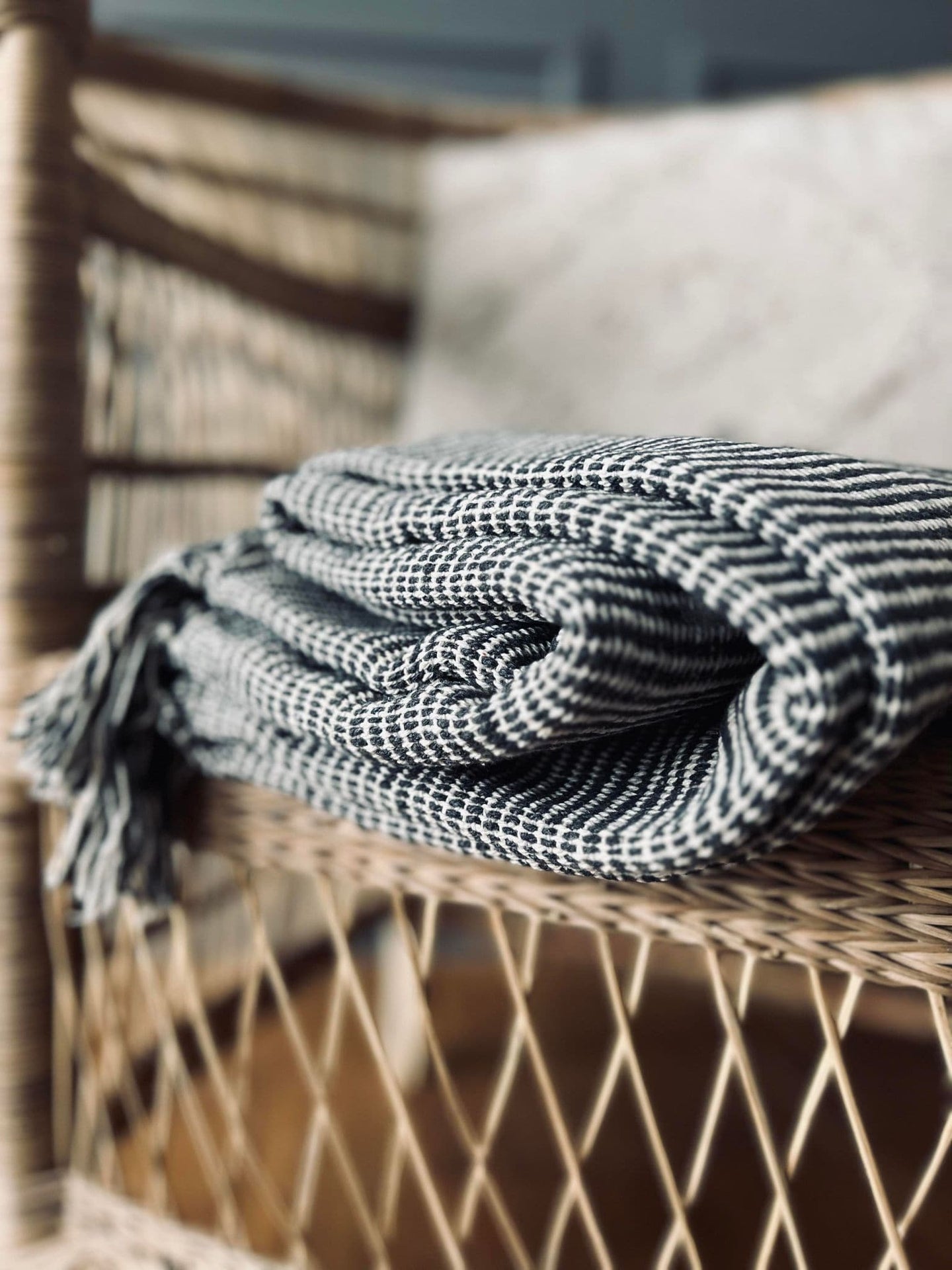 Plaid - Grå stribet Recycling bomuld - VIAMAJA.DK