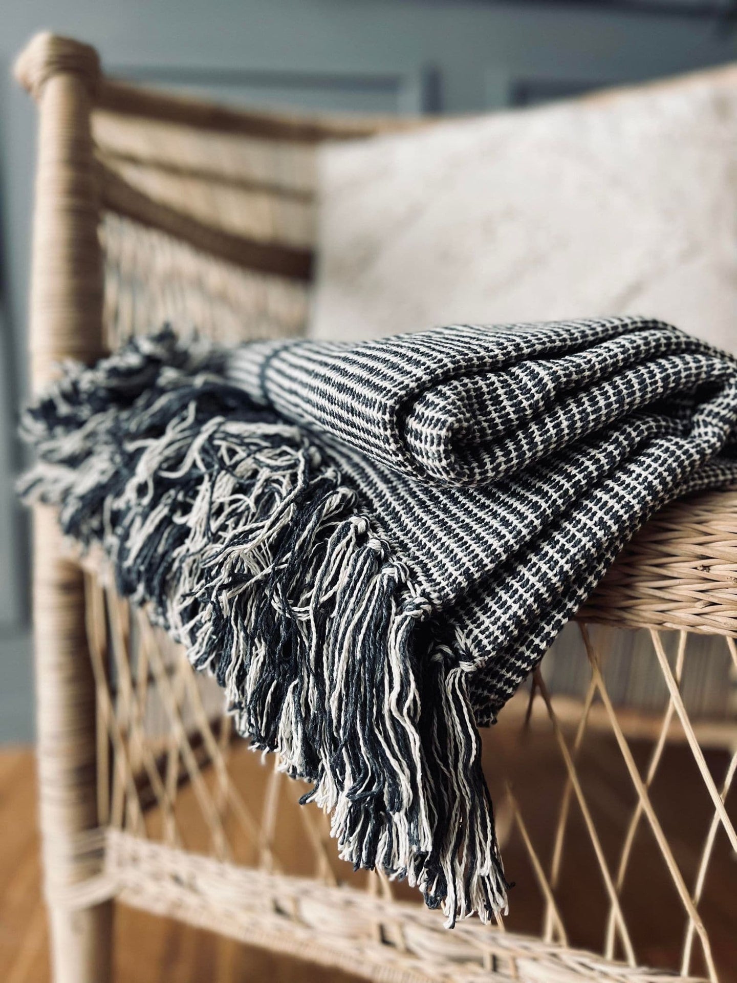 Plaid - Grå stribet Recycling bomuld - VIAMAJA.DK