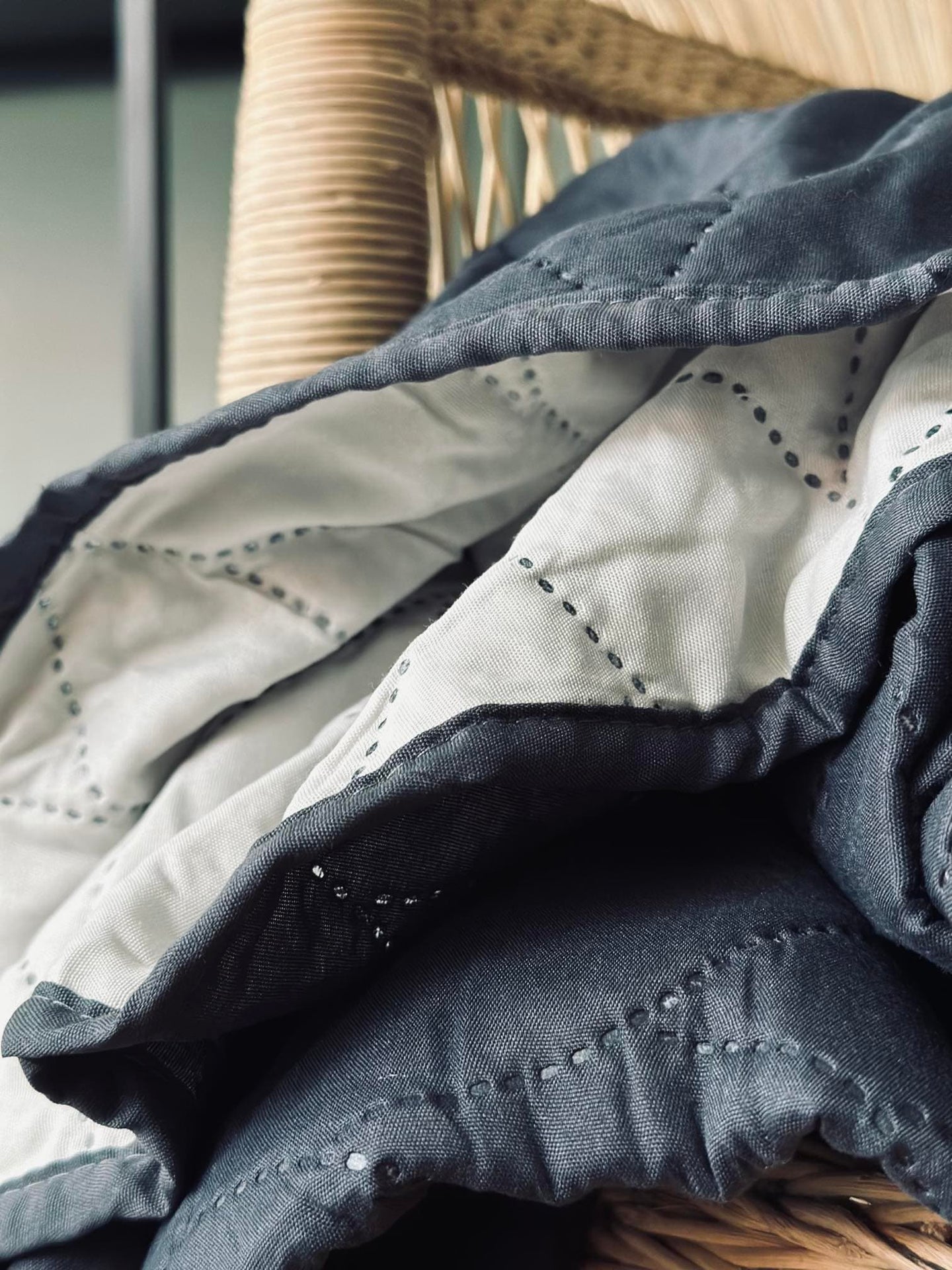 Plaid / sengetæppe – Quilt Navy 200x220cm - VIAMAJA.DK