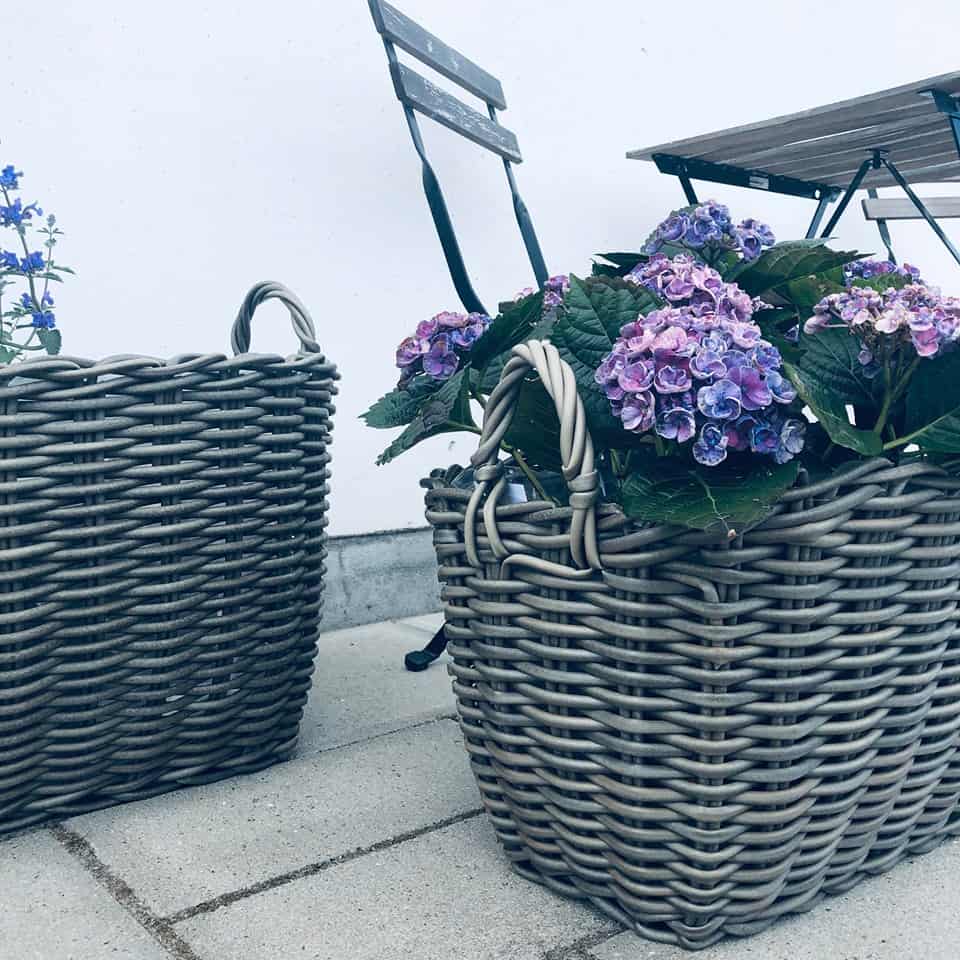 Plantekurv i rattan - Lille - VIAMAJA