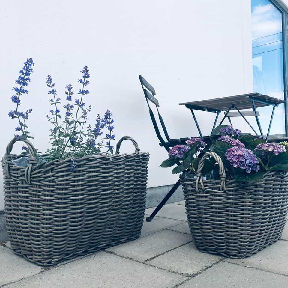 Plantekurv i rattan - Lille - VIAMAJA